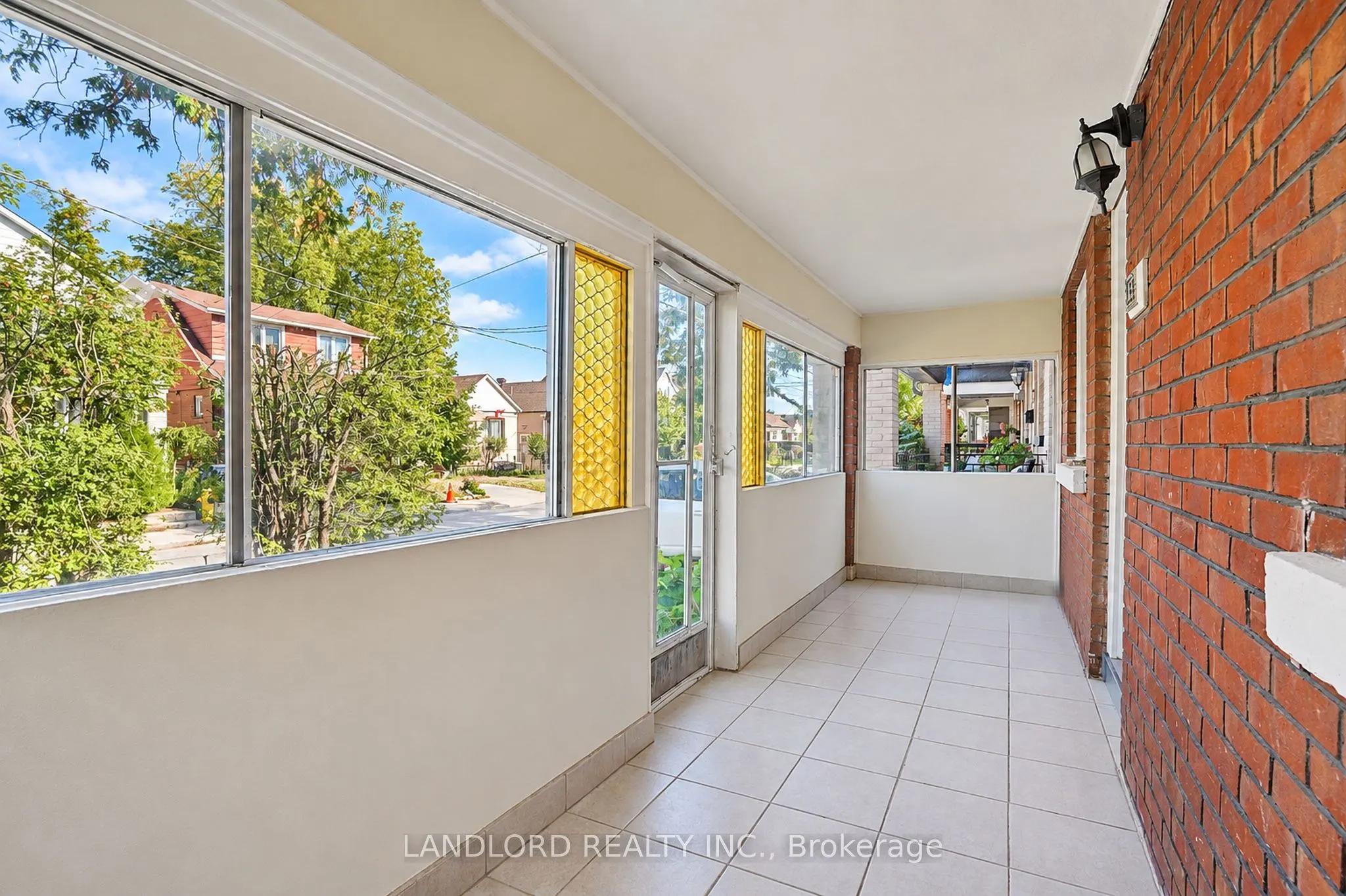 45 Craydon Avenue #Main Fl