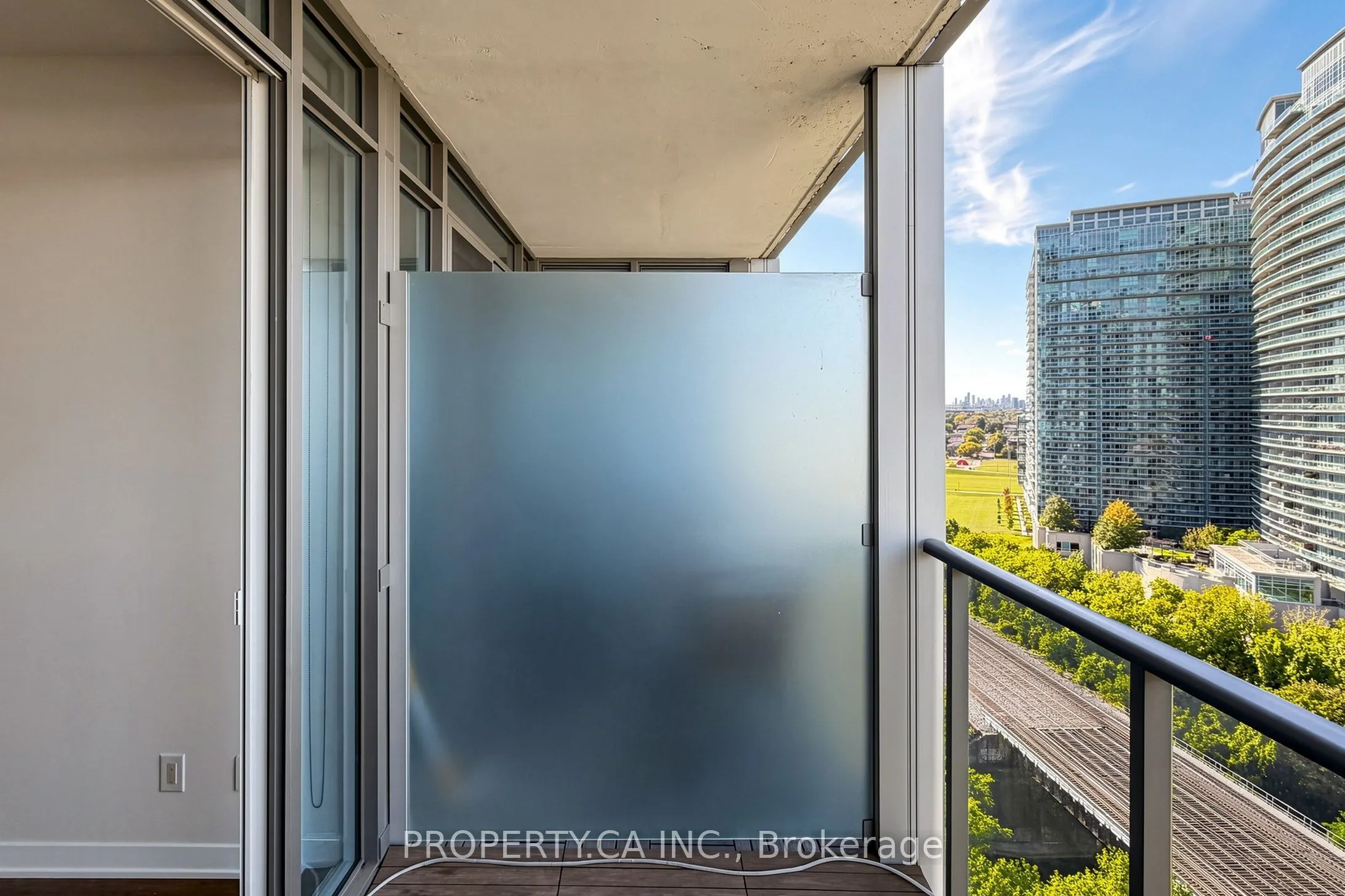 88 Park Lawn Road #1712