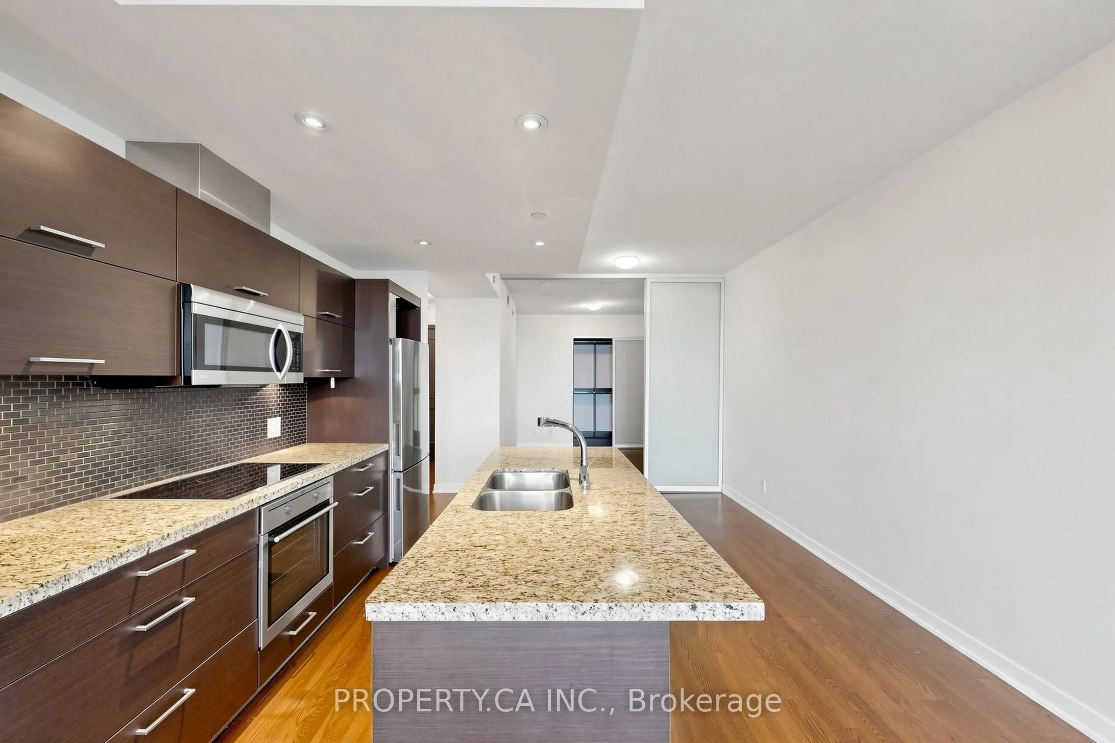 88 Park Lawn Road #1712