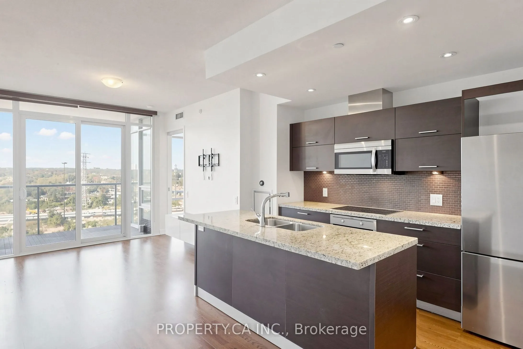 88 Park Lawn Road #1712