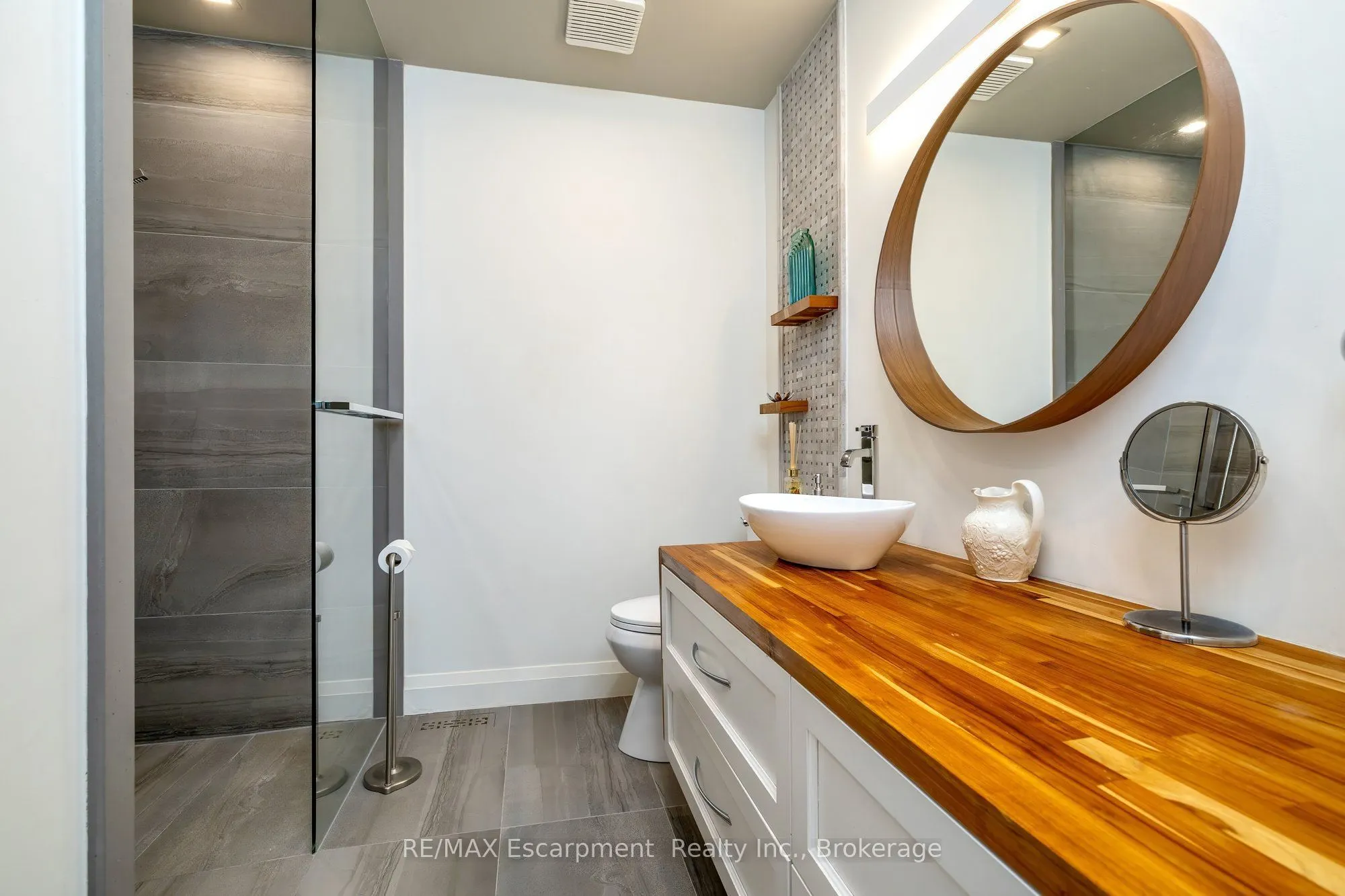 2110 Cleaver Avenue #218