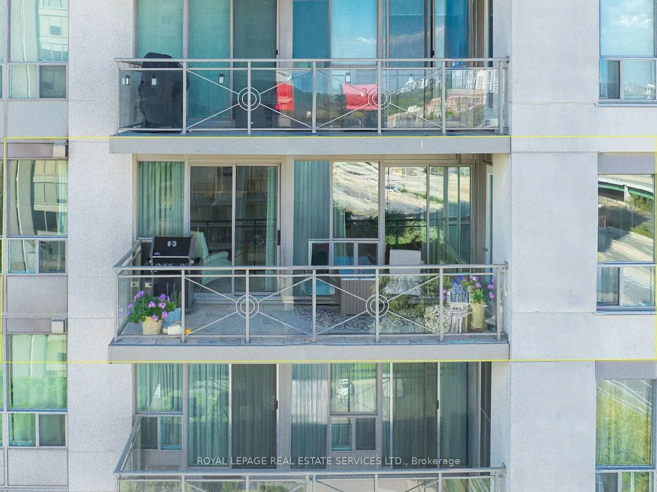 88 Palace Pier Court #PH201