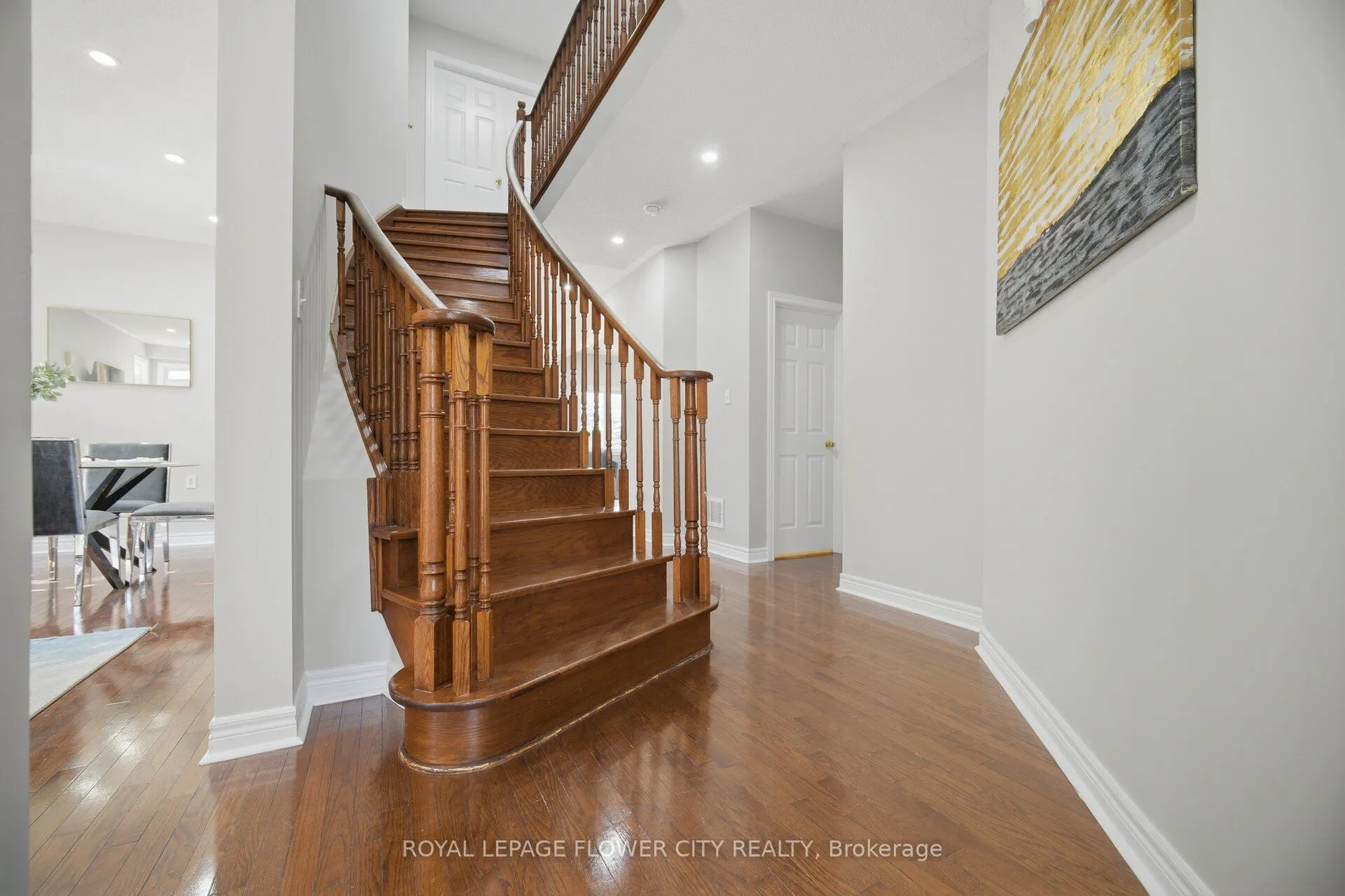 56 Laurentide Crescent