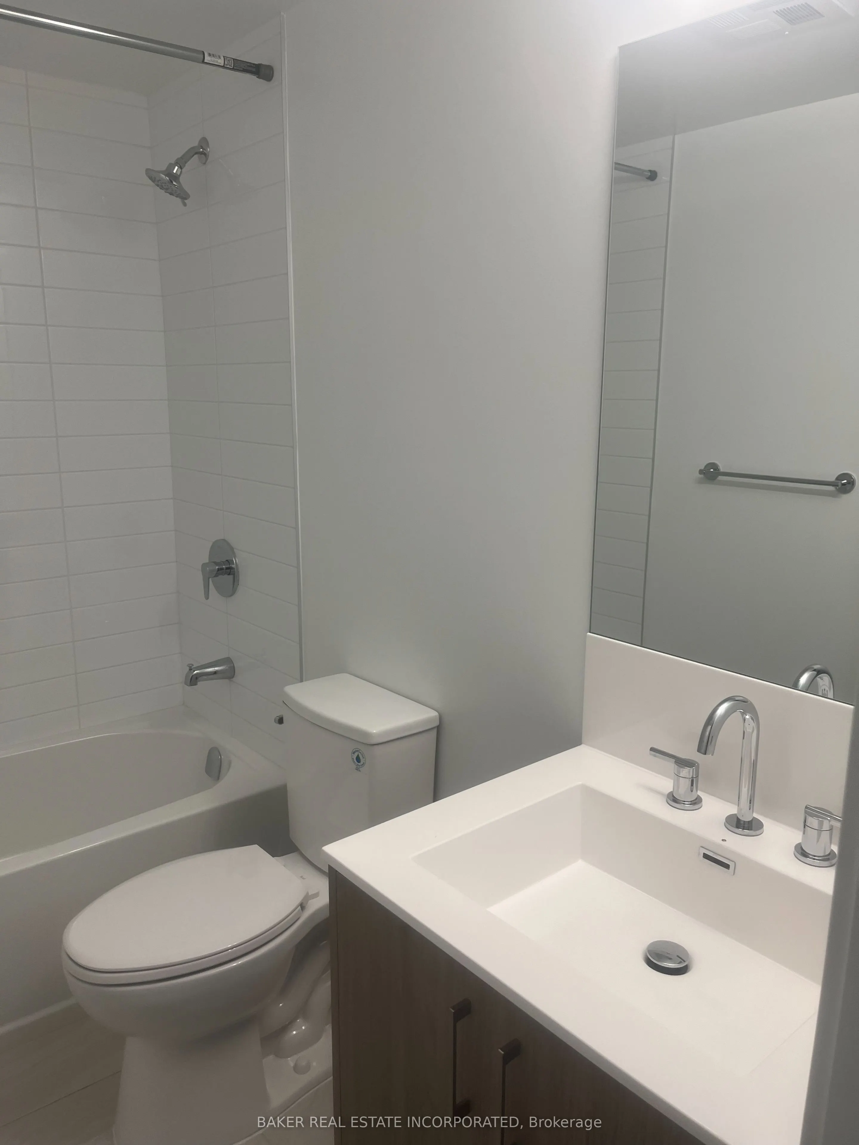 4010 Eglinton Avenue W #411