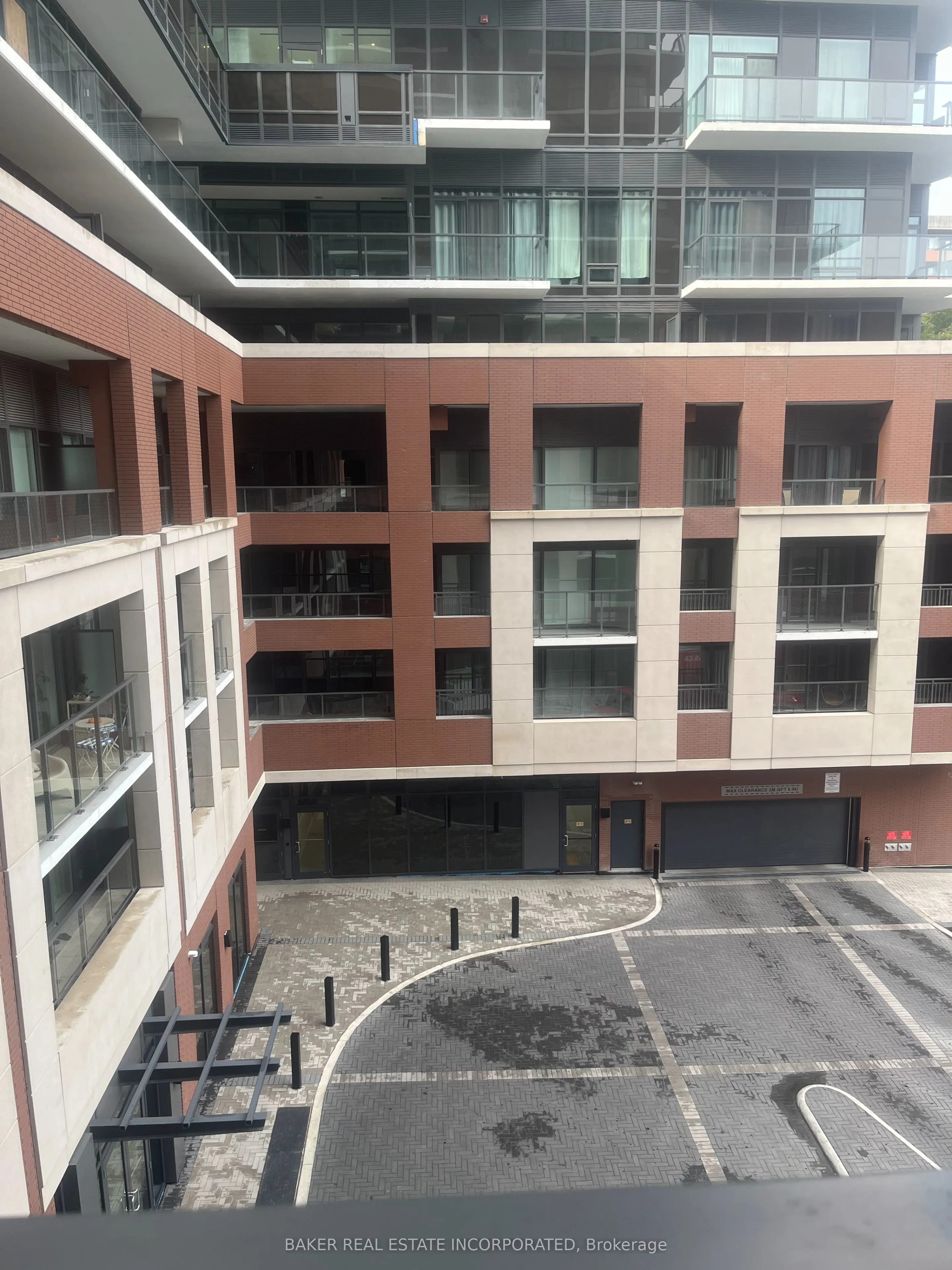 4010 Eglinton Avenue W #411