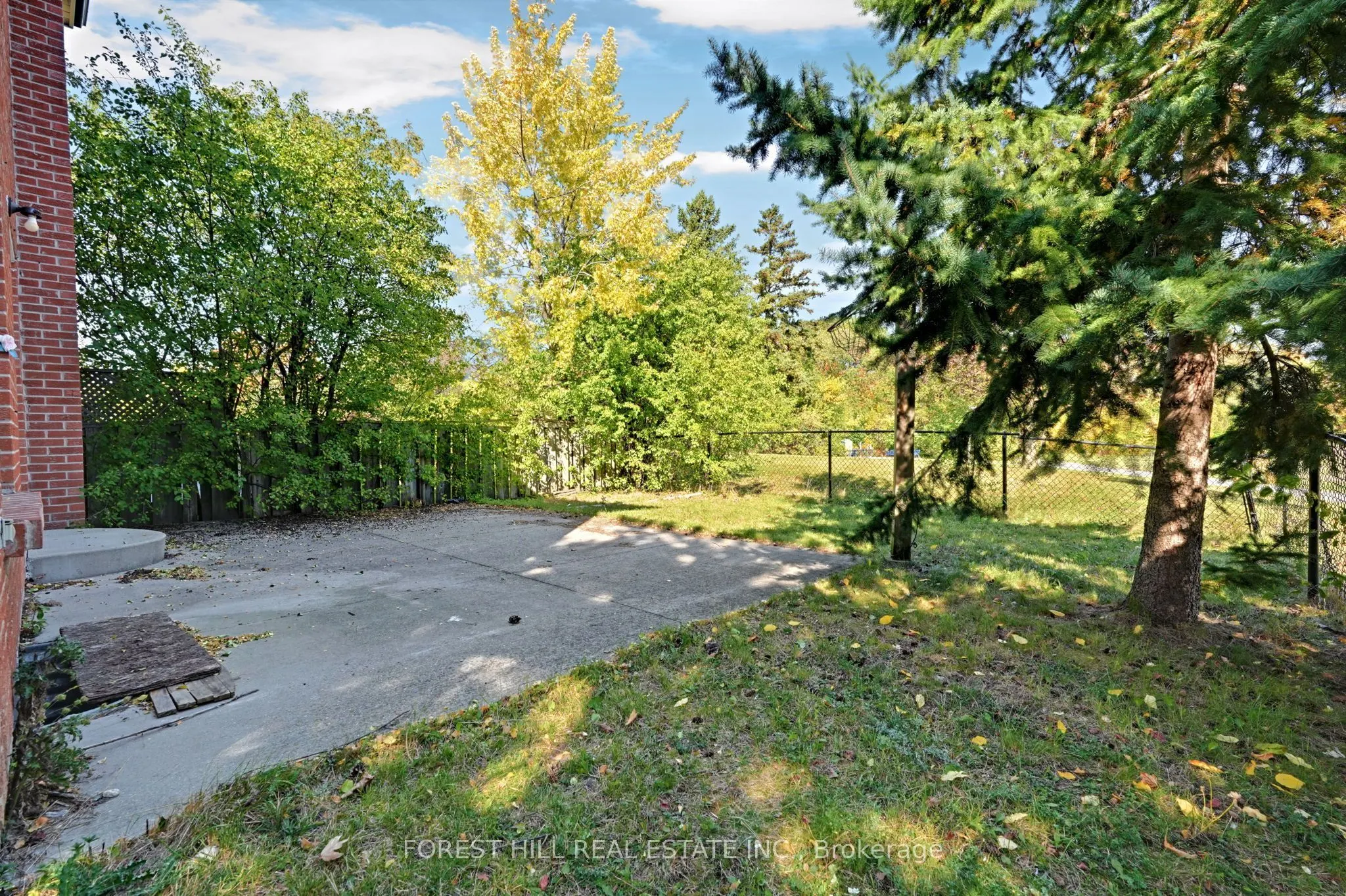 27 Saturn Drive