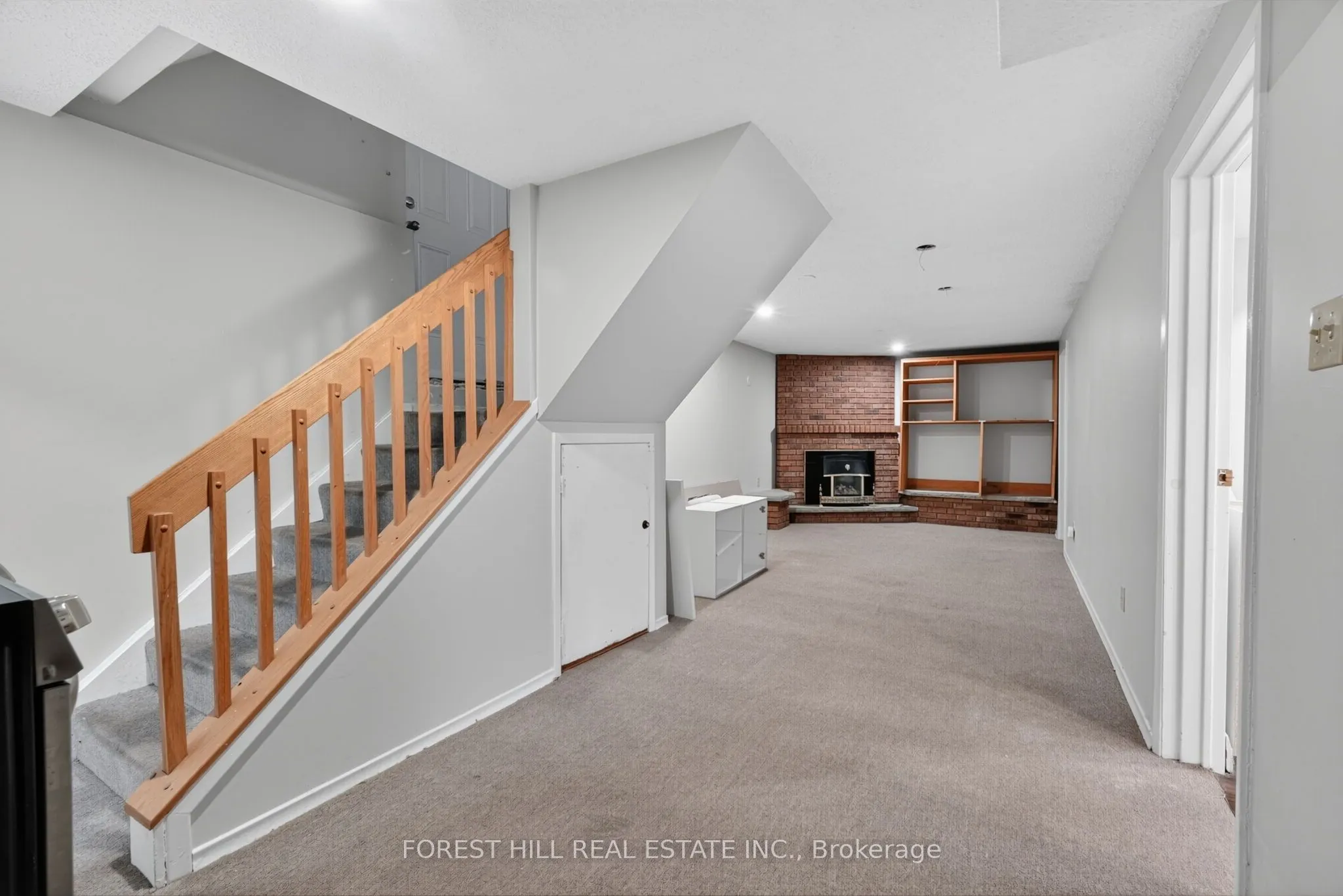 27 Saturn Drive