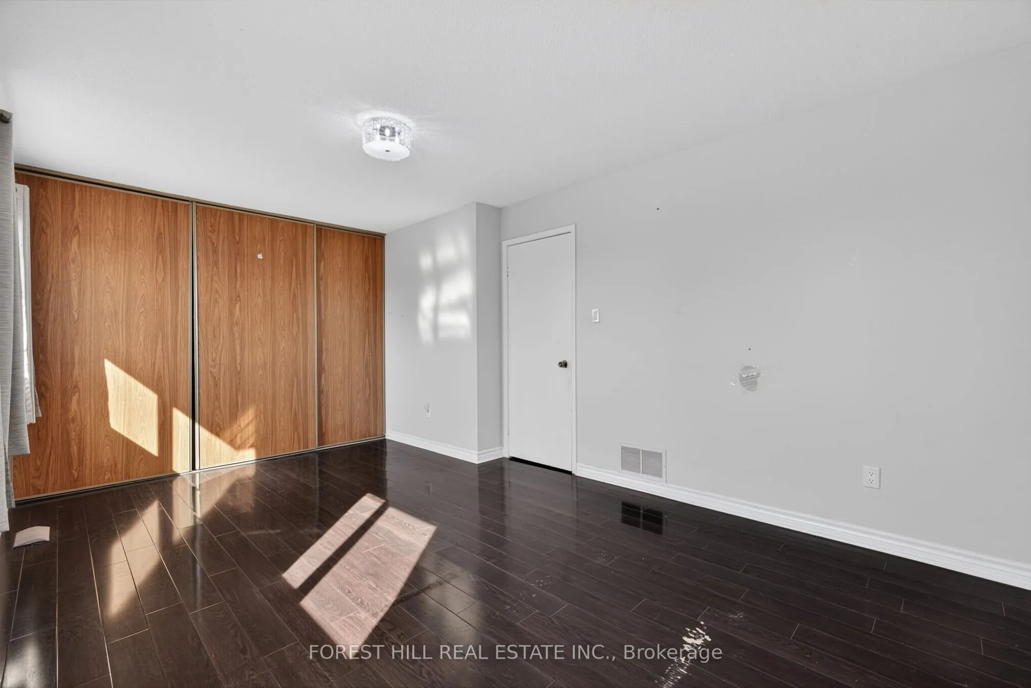 27 Saturn Drive