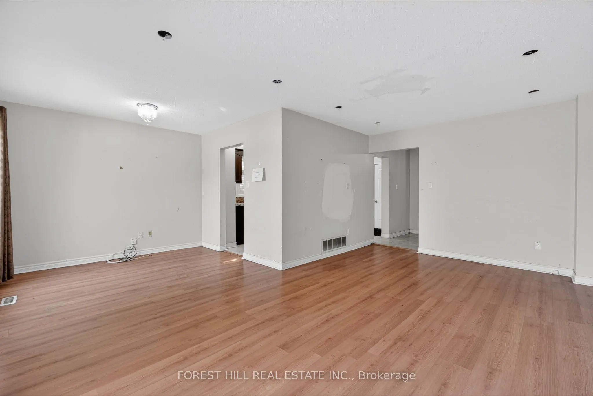 27 Saturn Drive