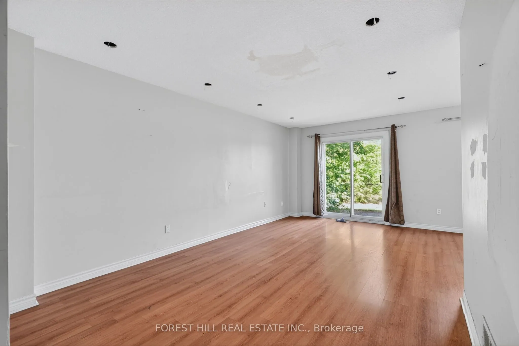 27 Saturn Drive
