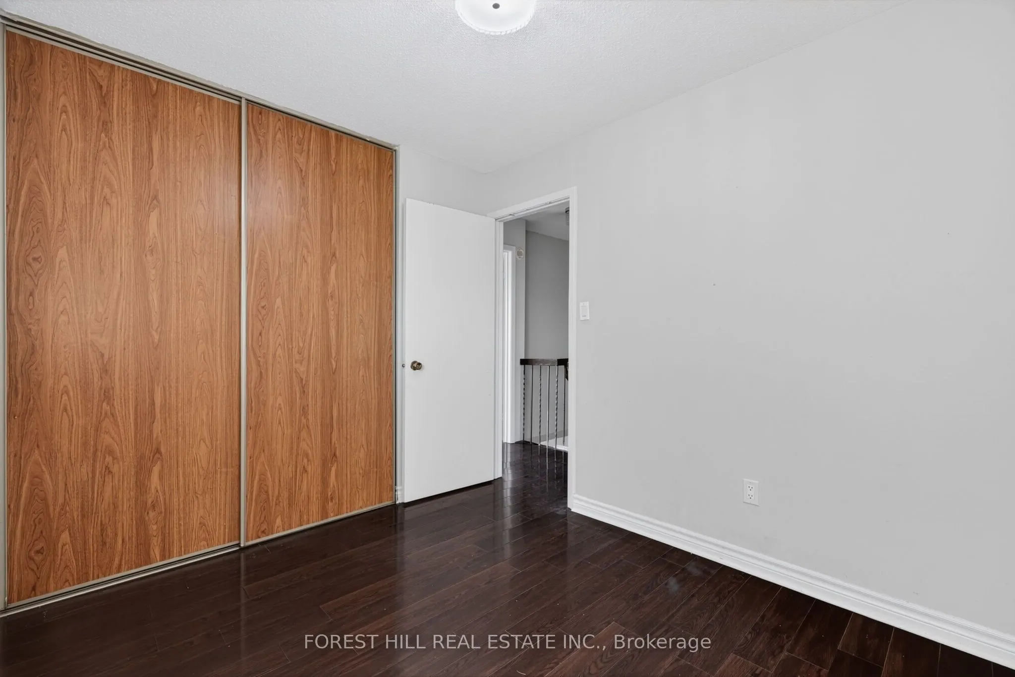 27 Saturn Drive