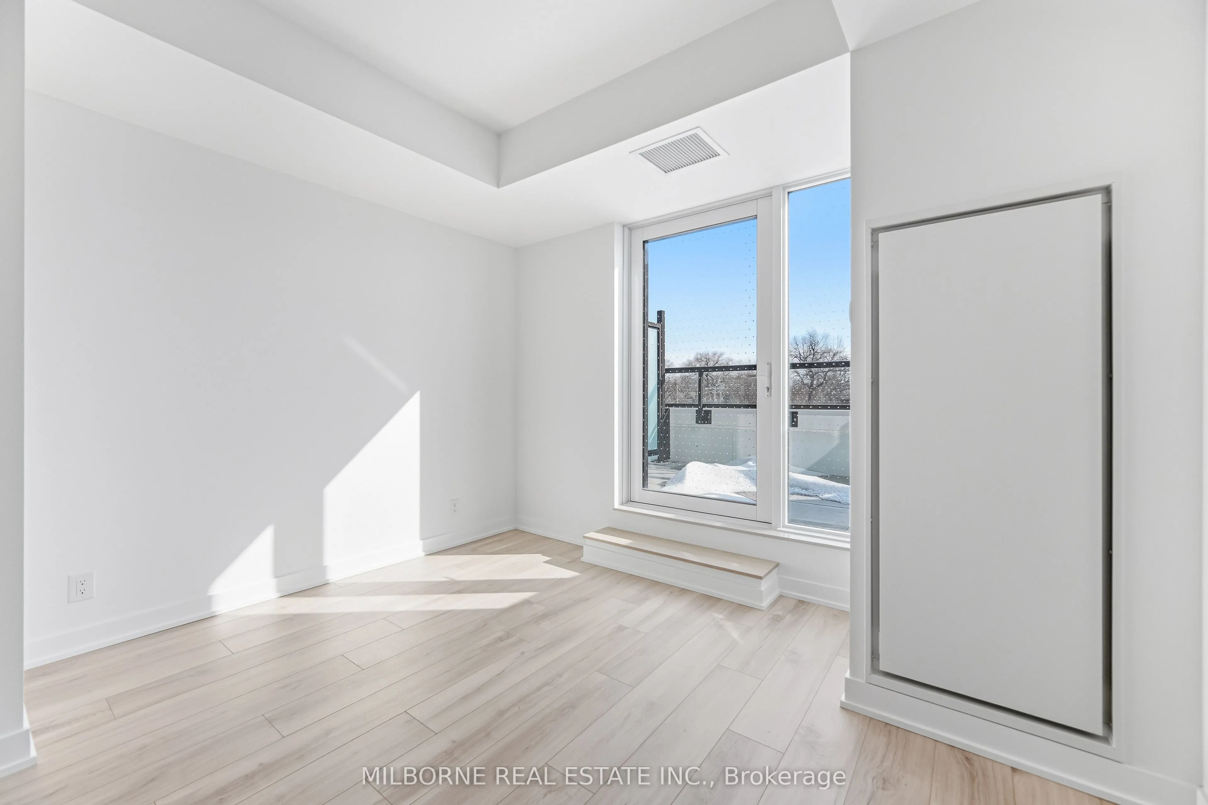 1660 Bloor Street W #510