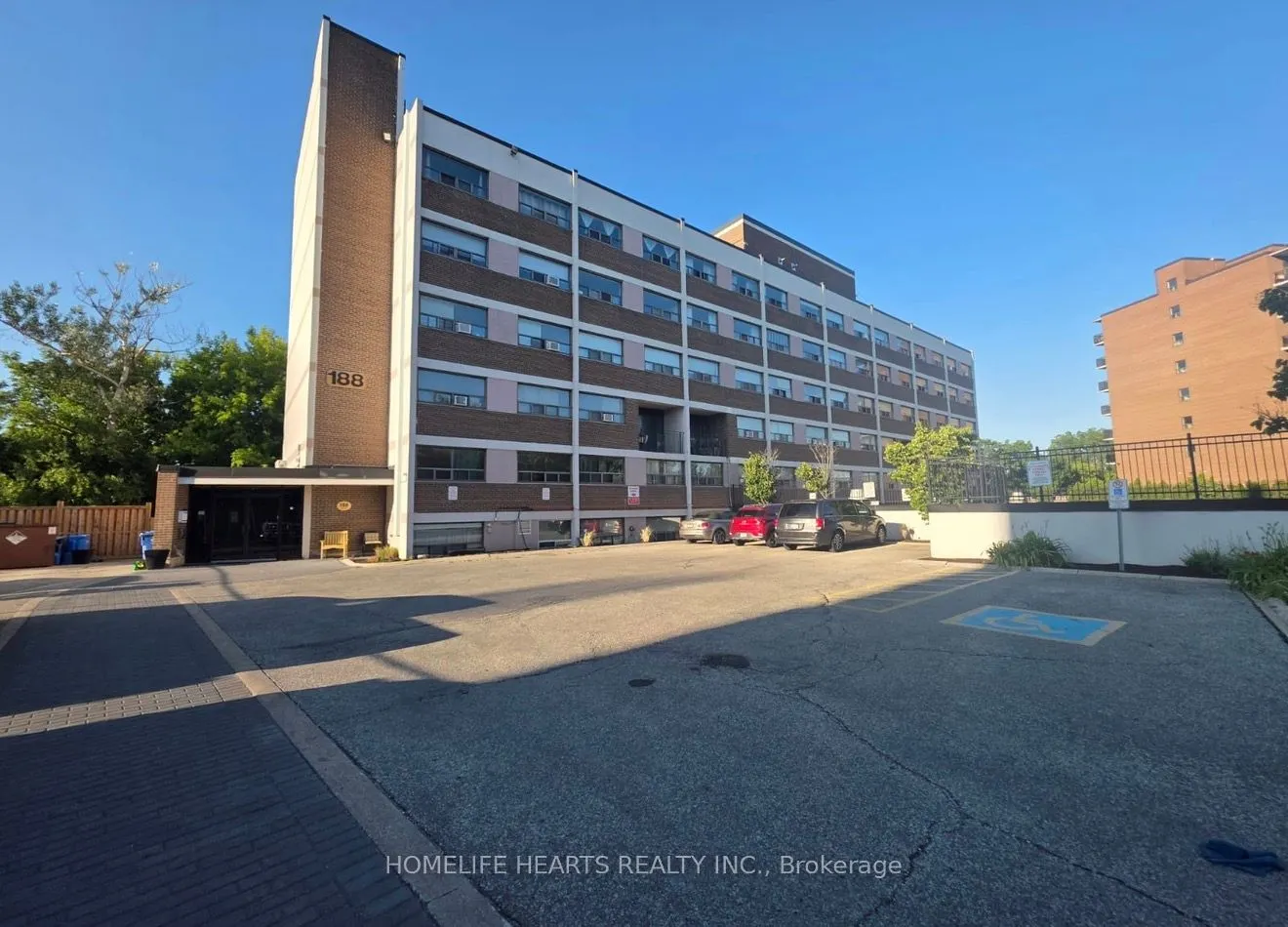 188 Mill Street S #407