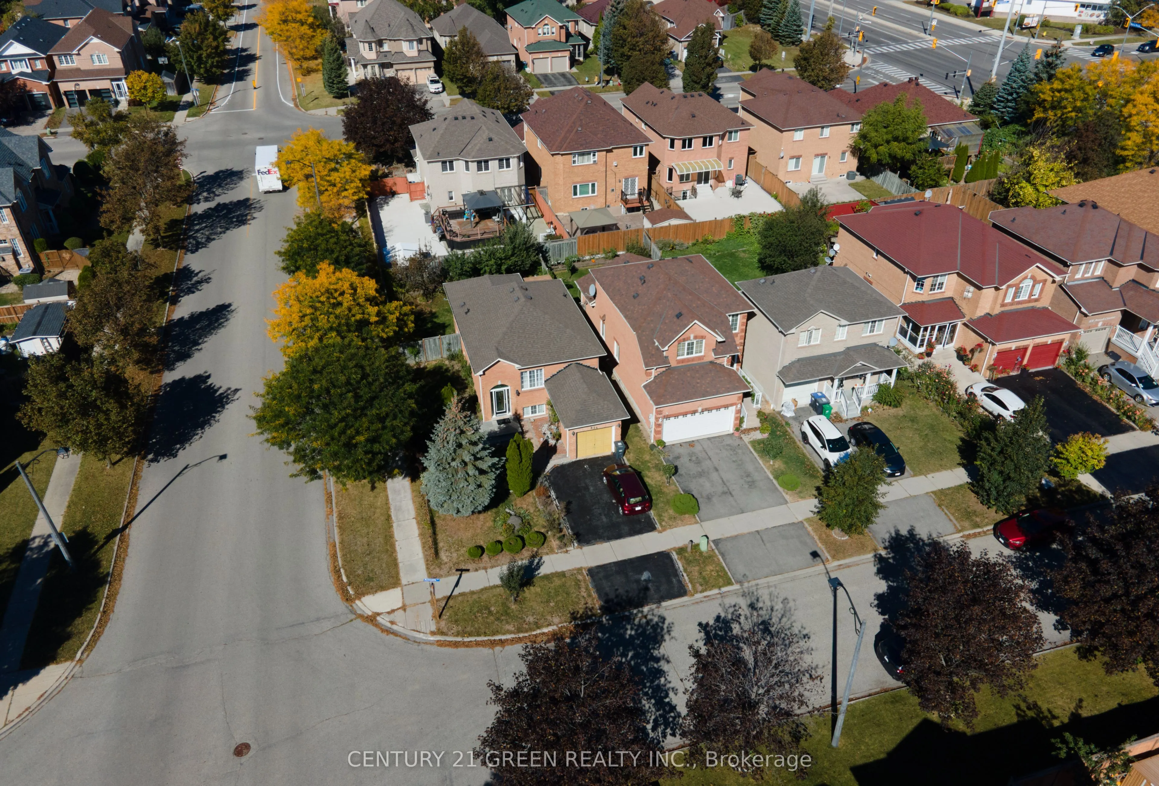 836 Avocado Crescent