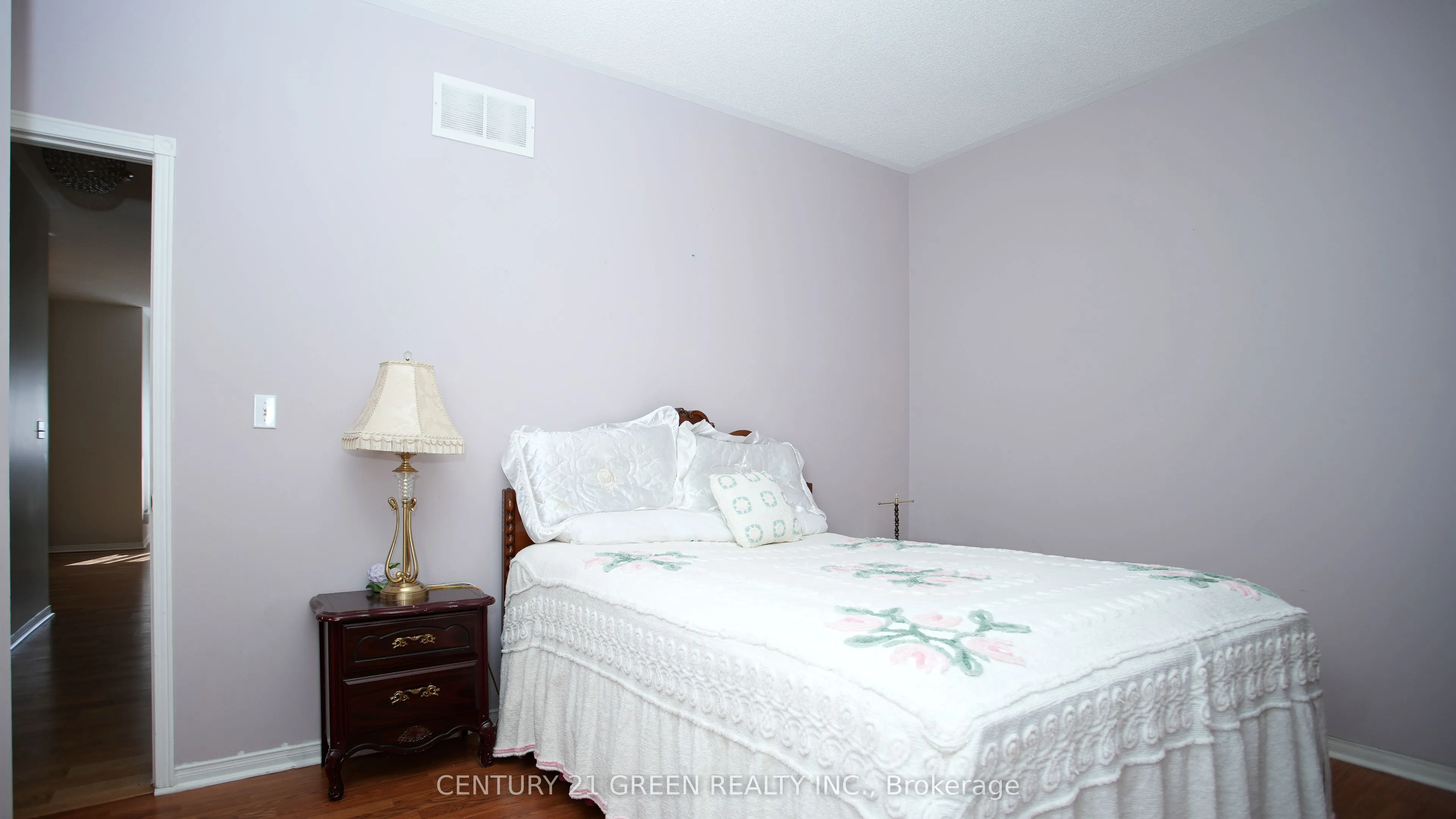 836 Avocado Crescent