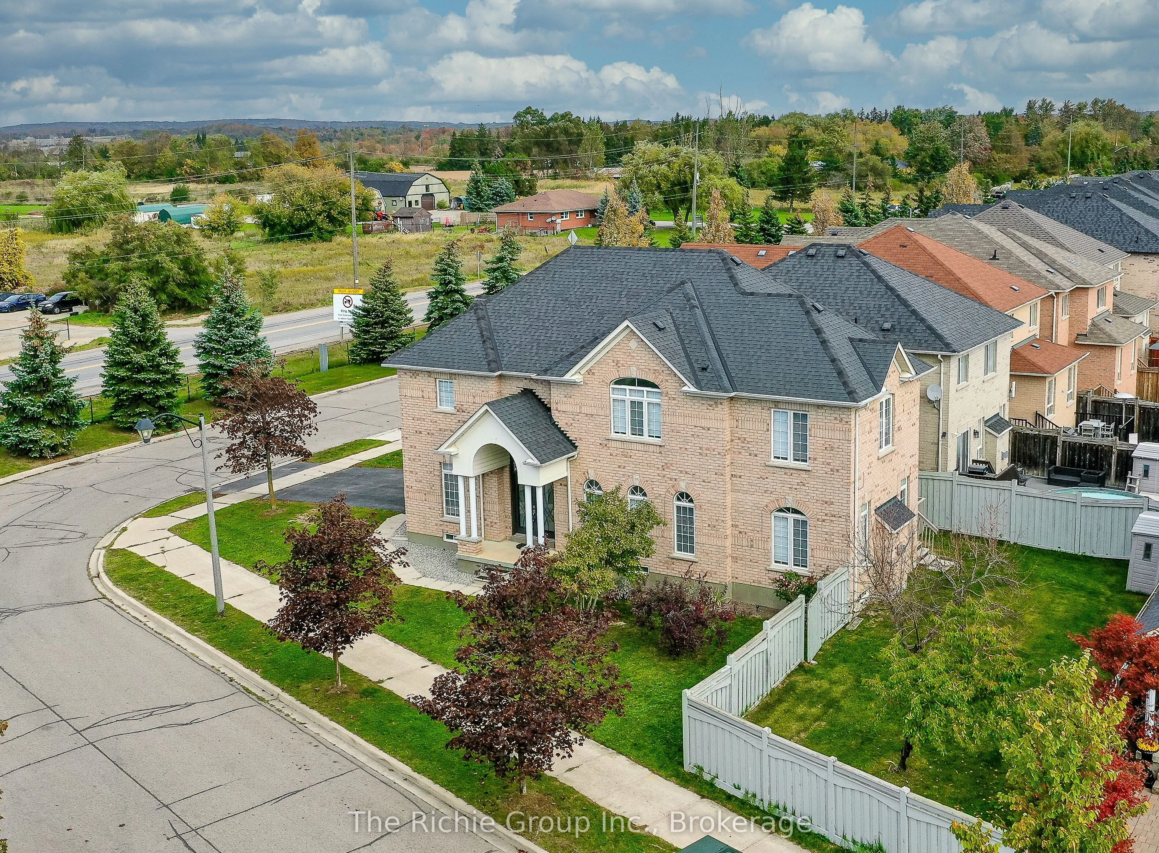 59 Tarquini Crescent