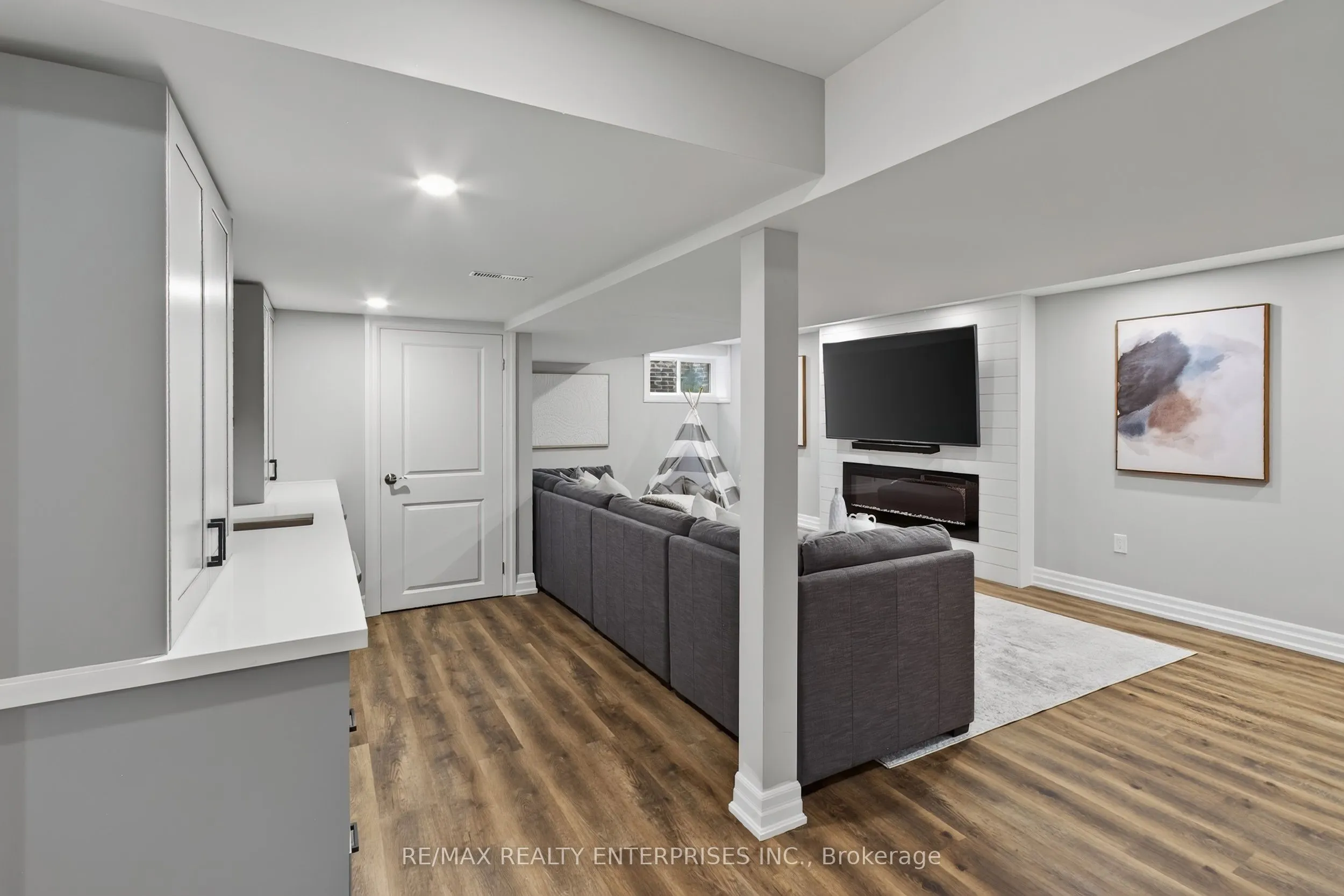 3523 Kingbird Court