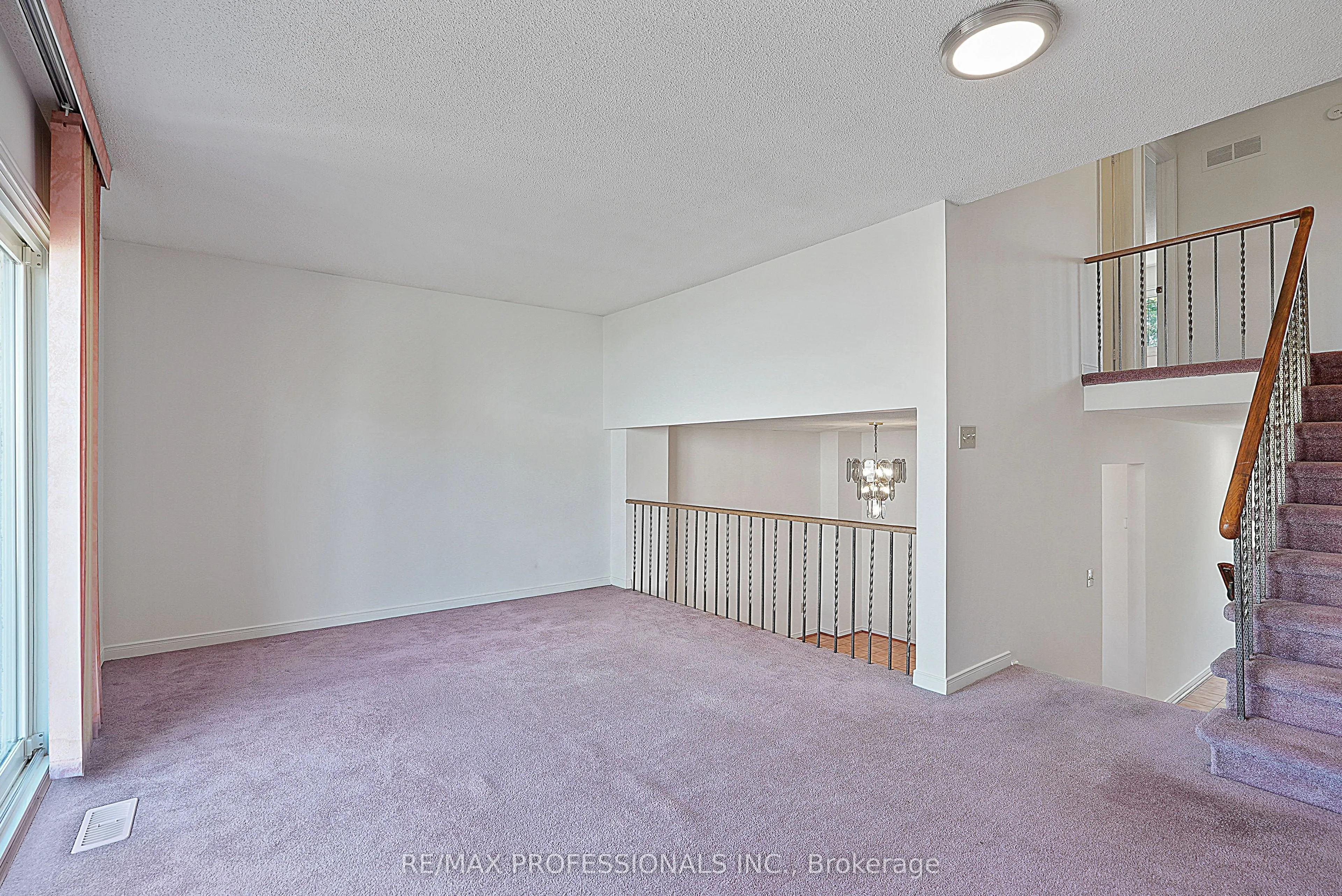43 Franca Crescent