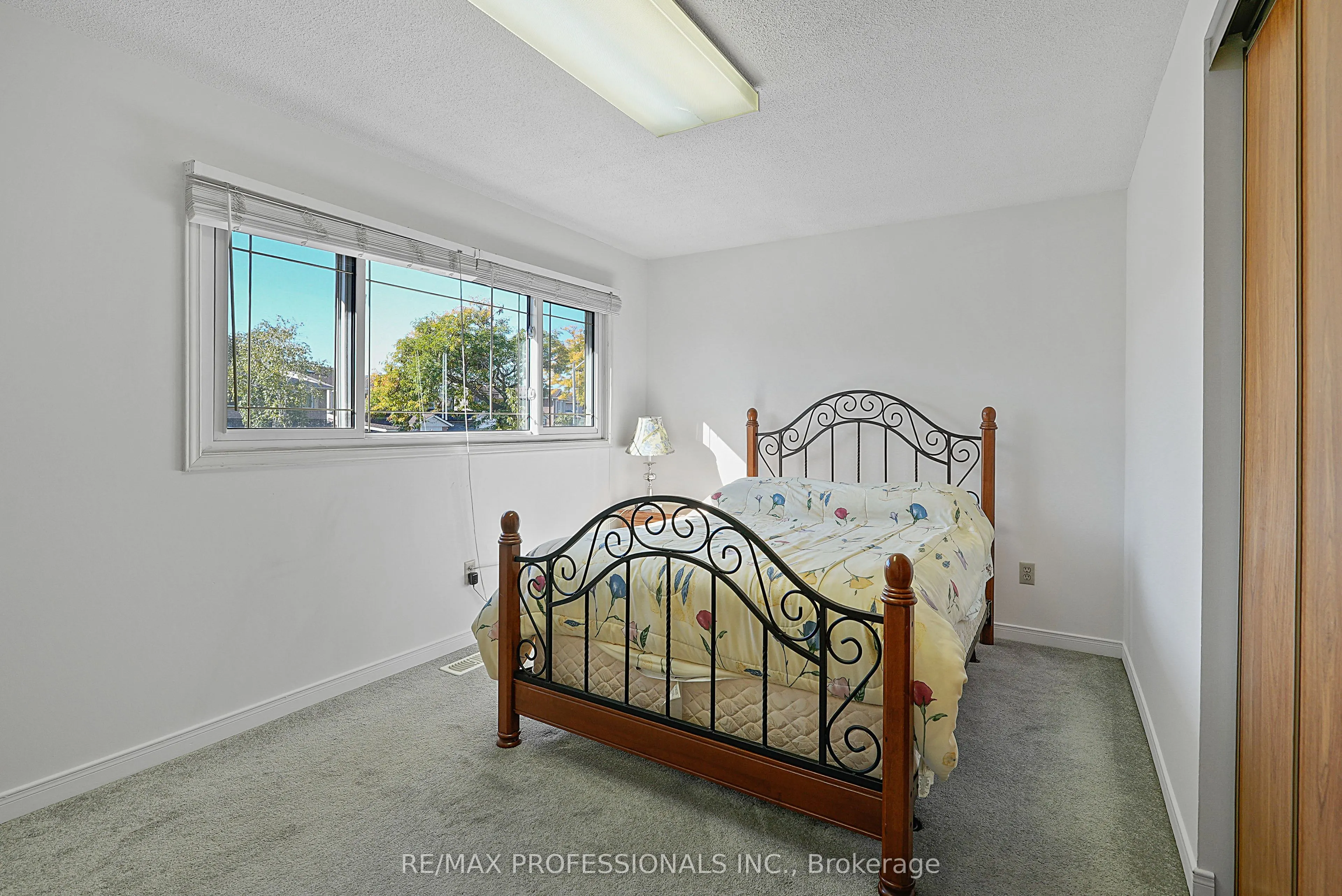 43 Franca Crescent