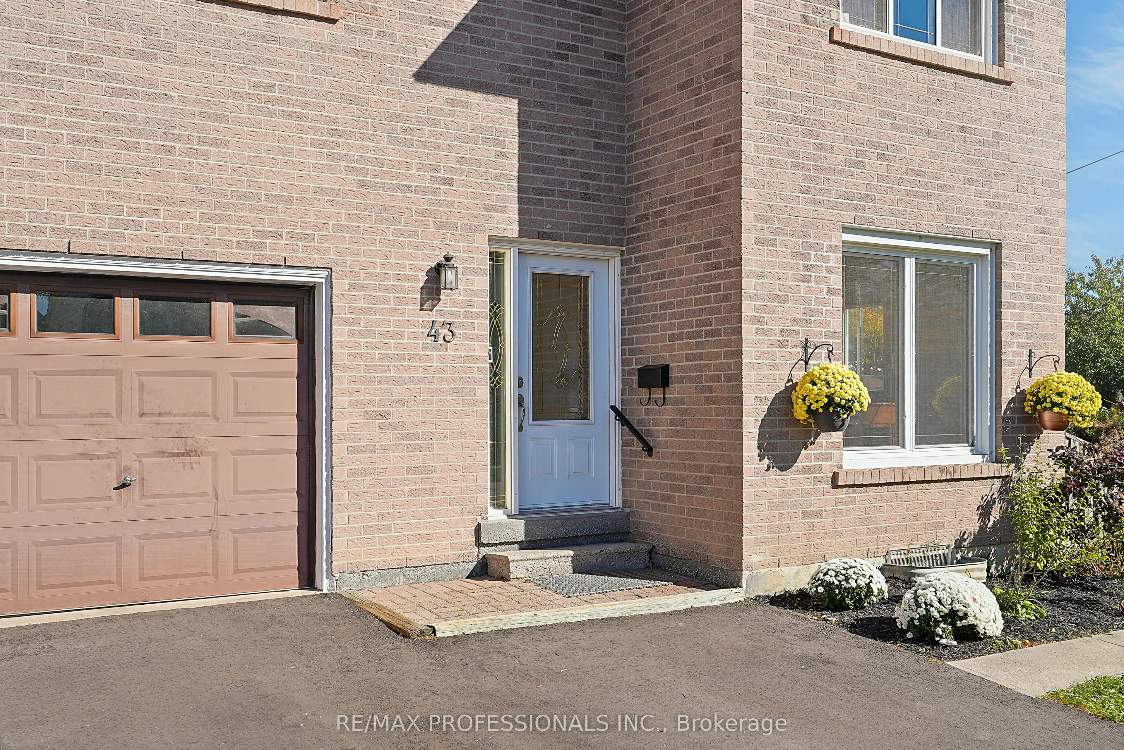 43 Franca Crescent