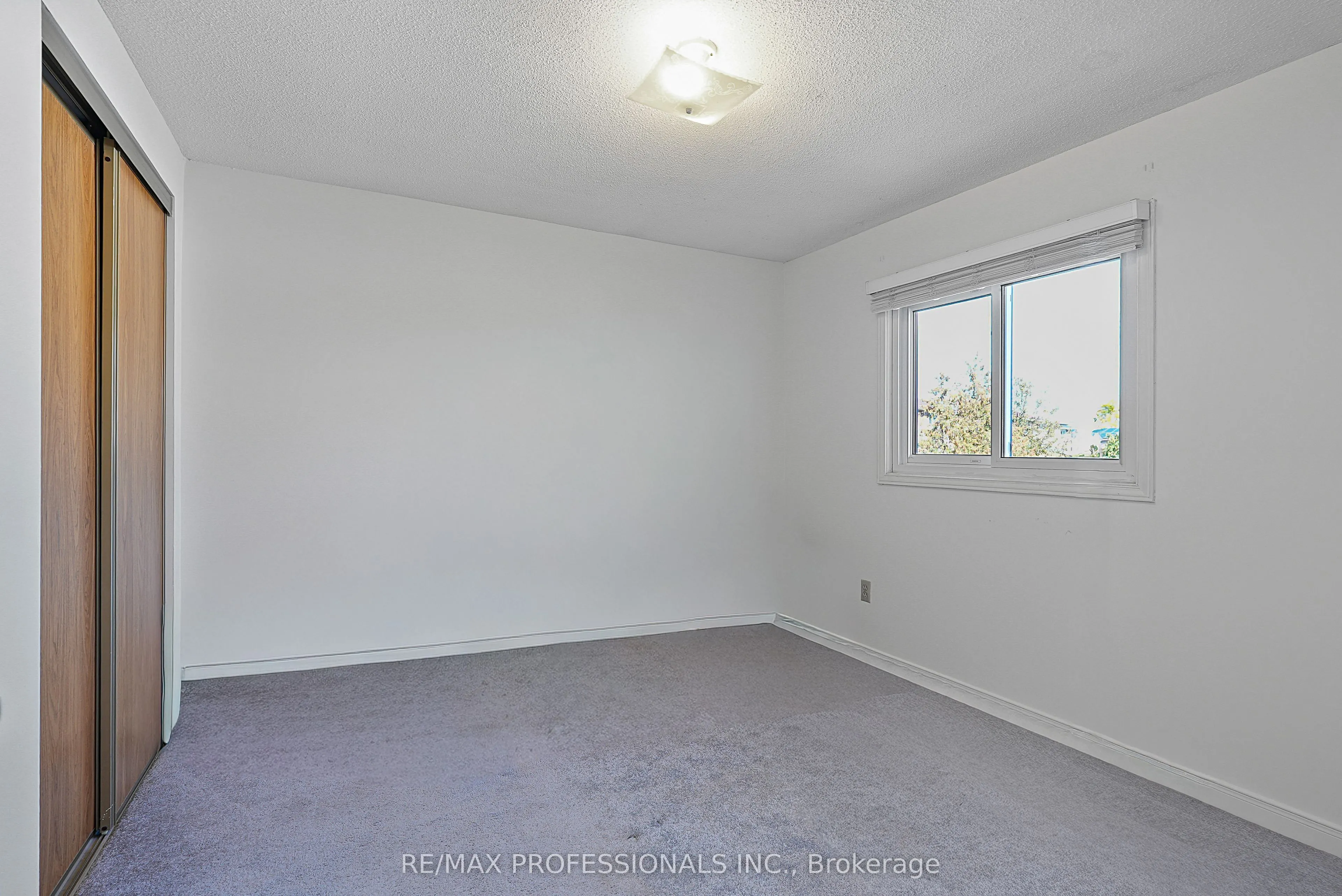 43 Franca Crescent