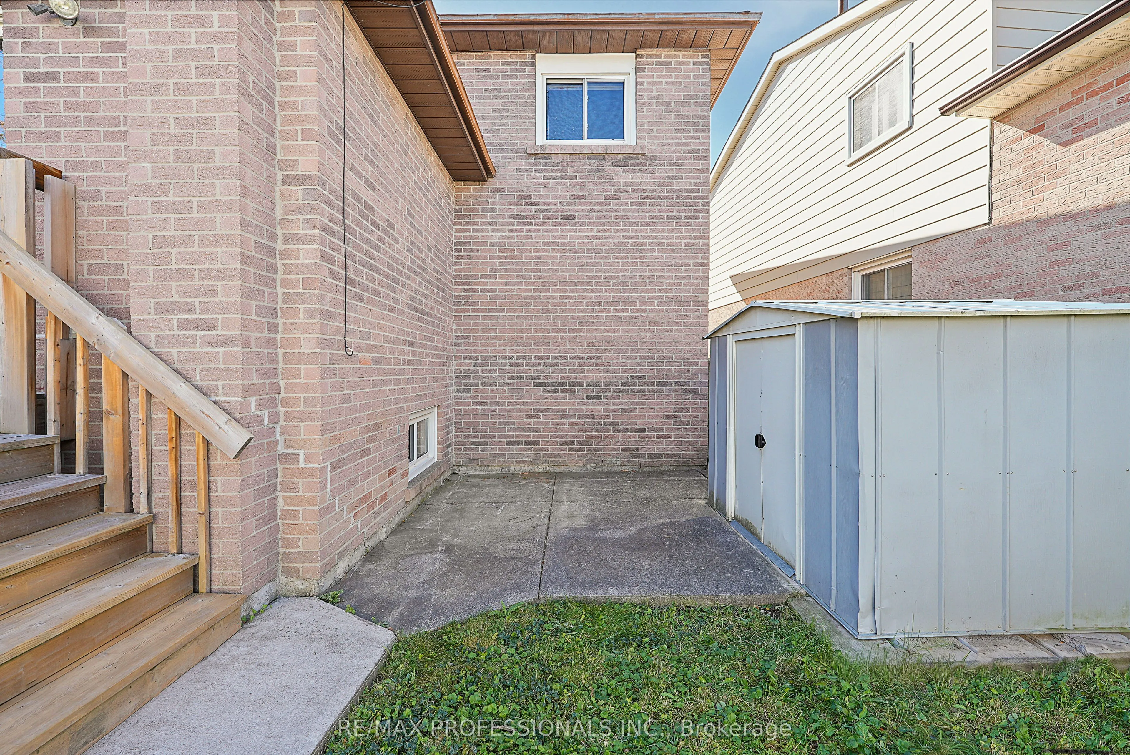 43 Franca Crescent