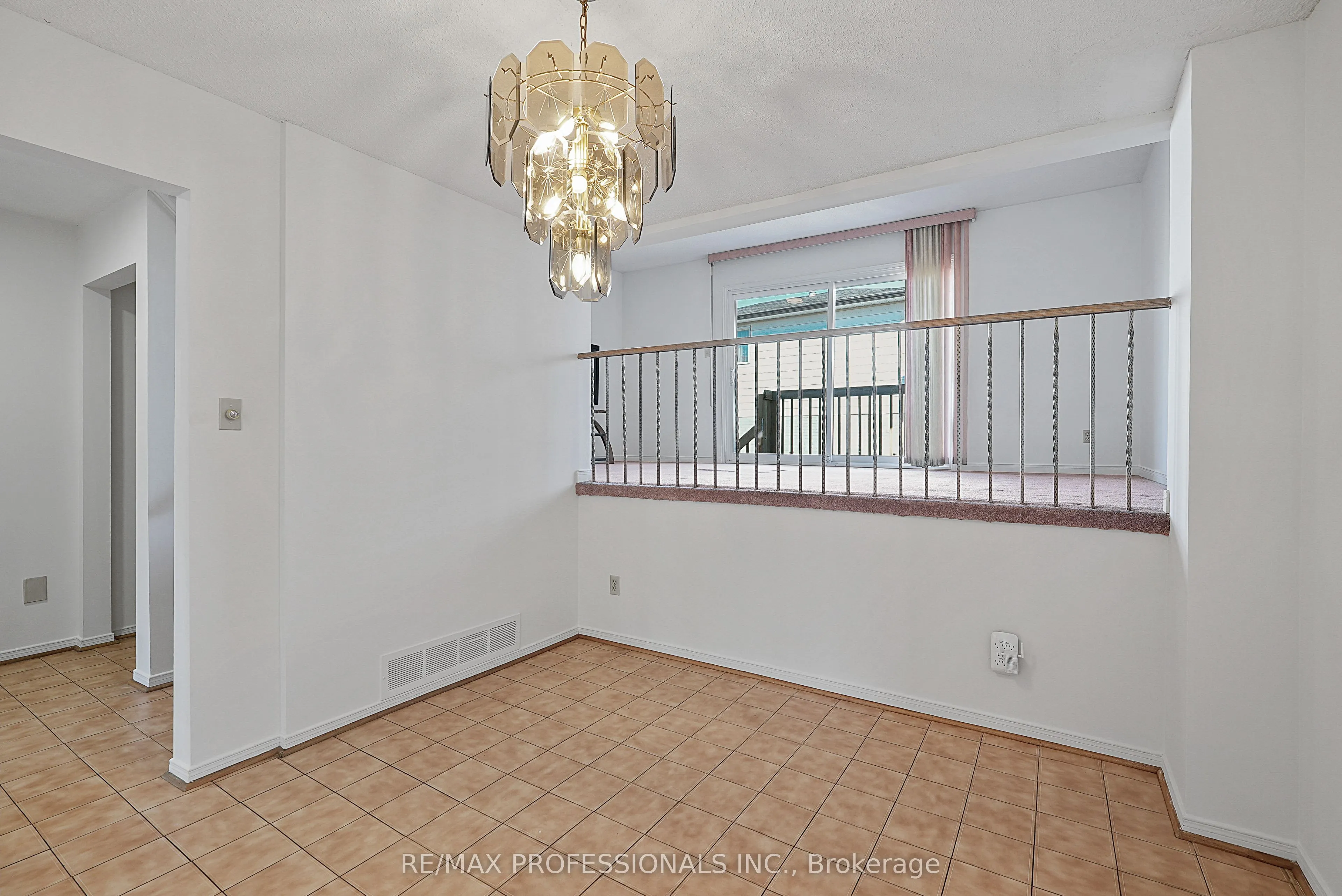 43 Franca Crescent