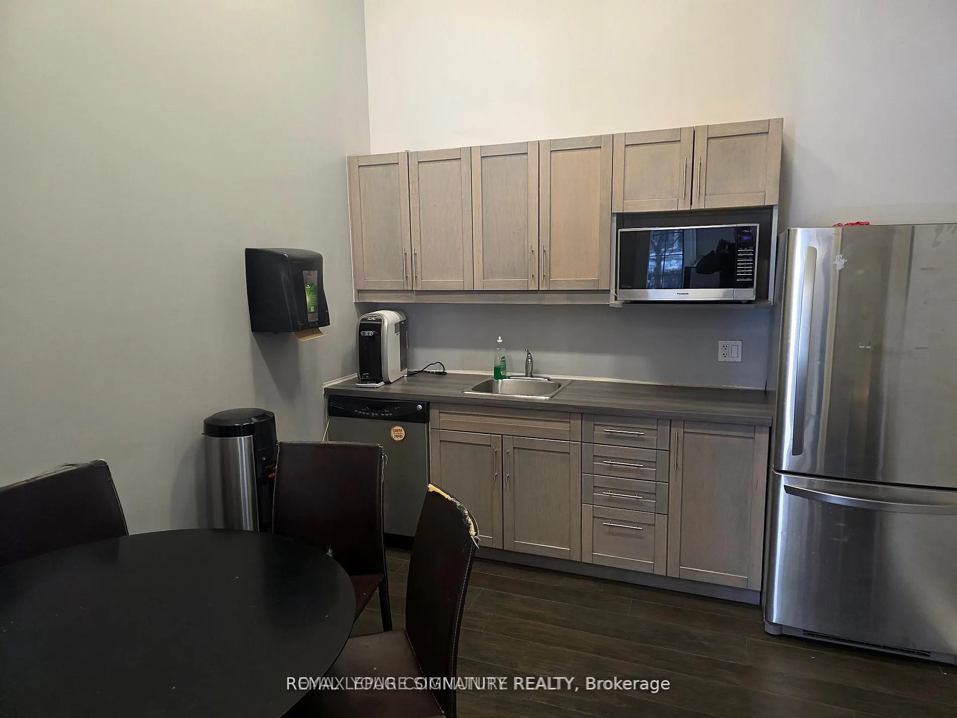 1525 Cornwall Road #27