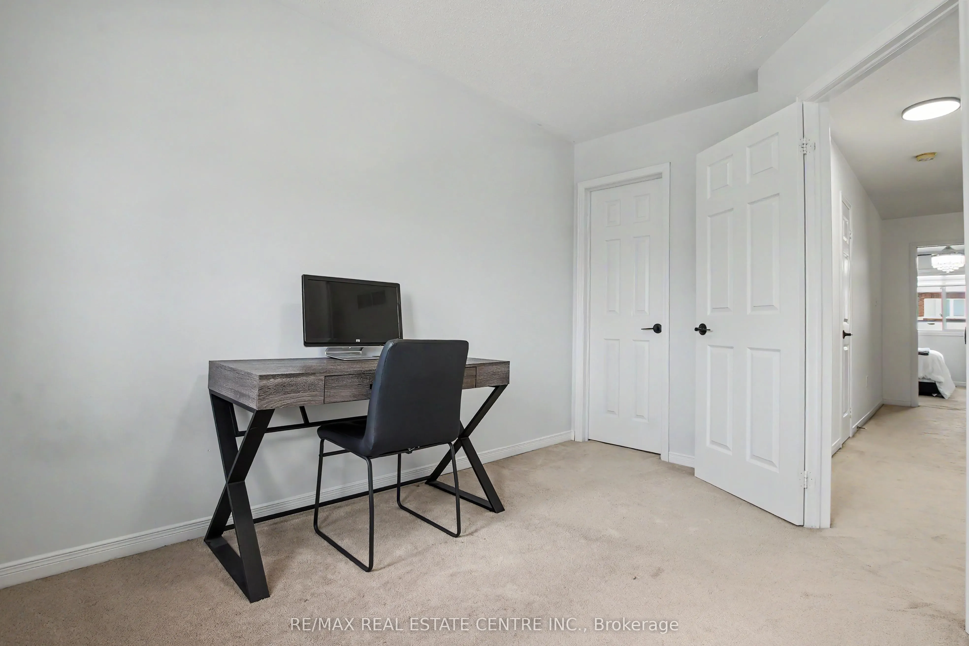 94 Timbertop Crescent