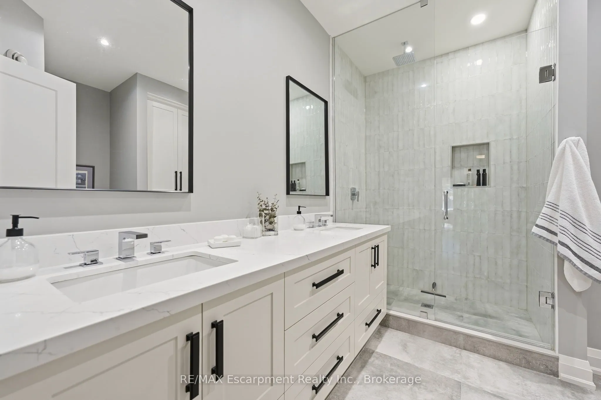 4155 STONEBRIDGE Crescent #8