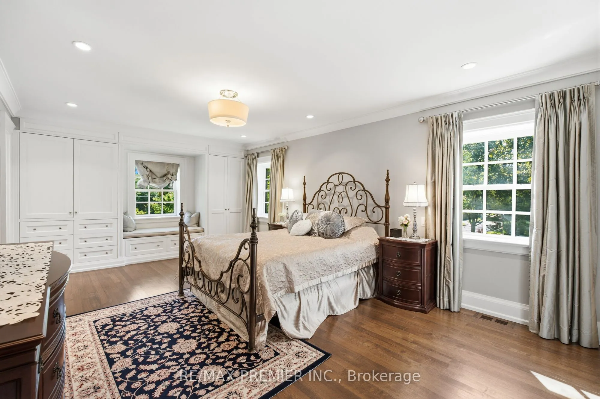 132 The Kingsway