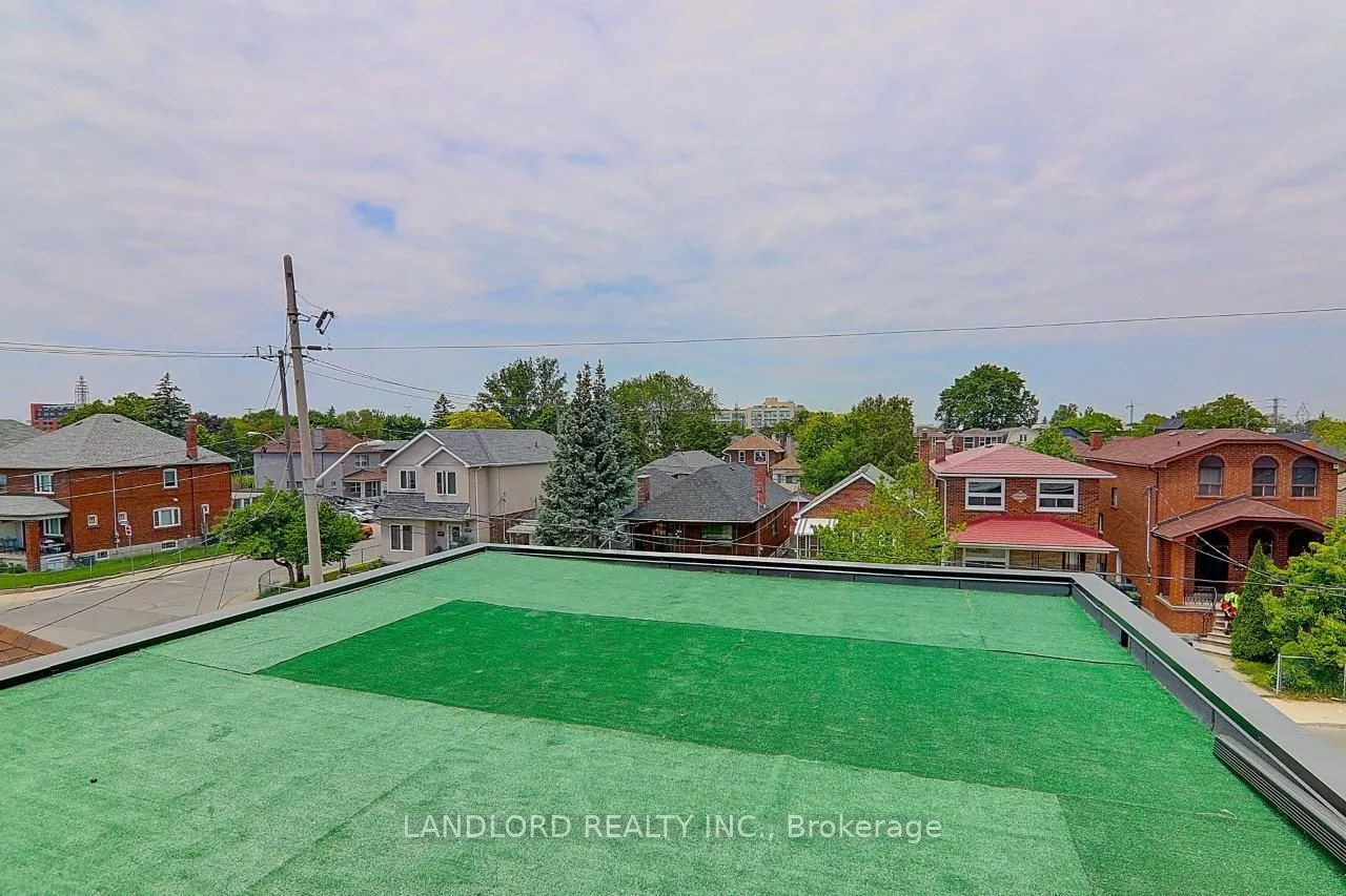 115 Livingstone Avenue #Upper