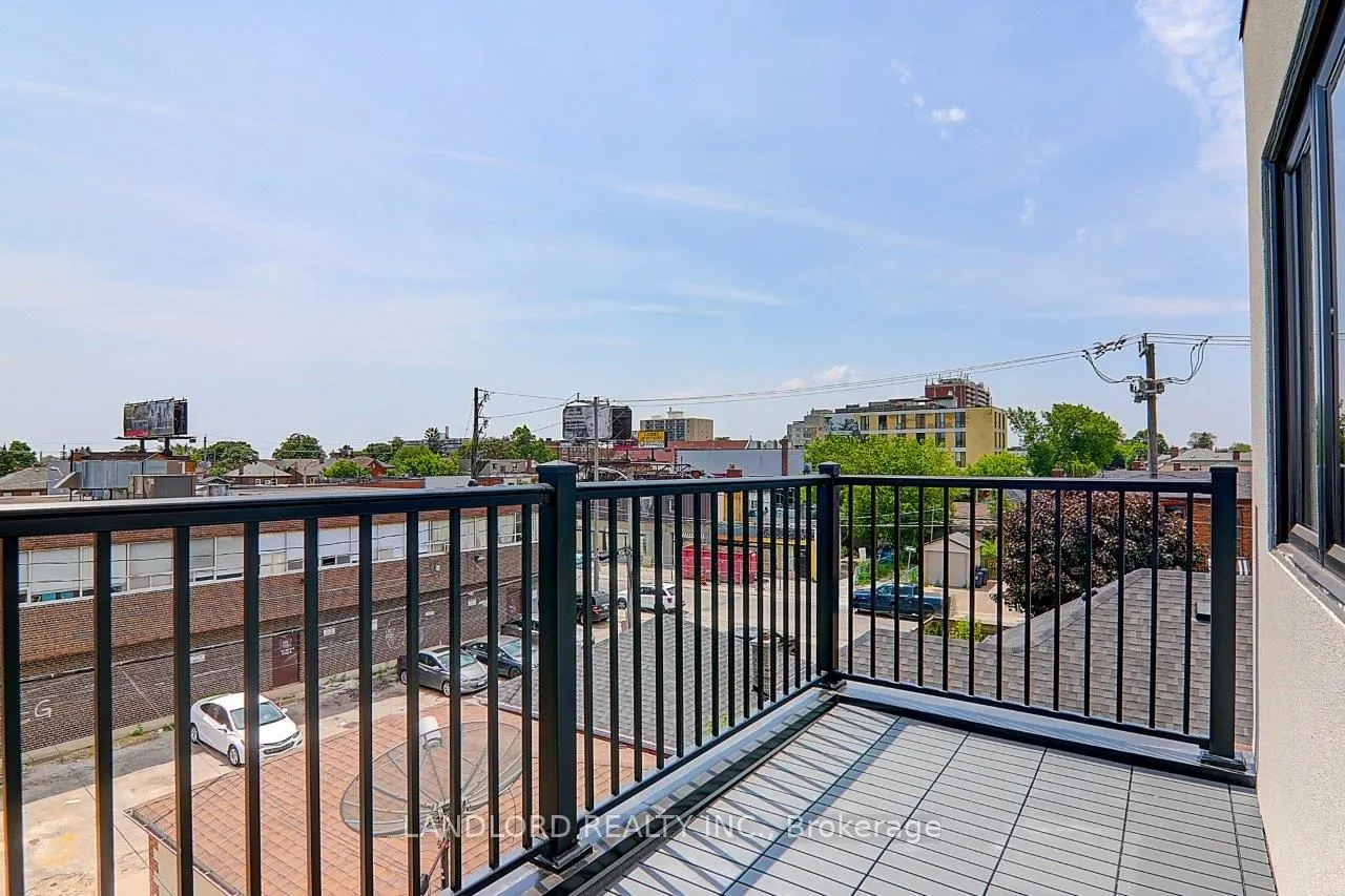 115 Livingstone Avenue #Upper