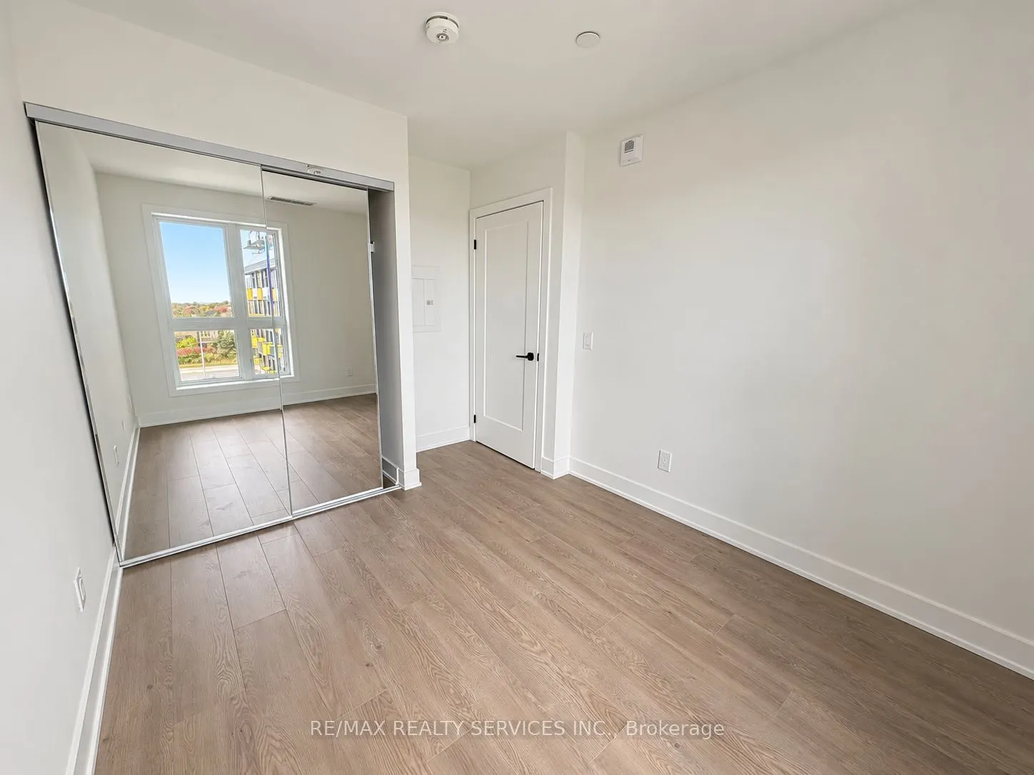 3008 William Cutmore Boulevard #615