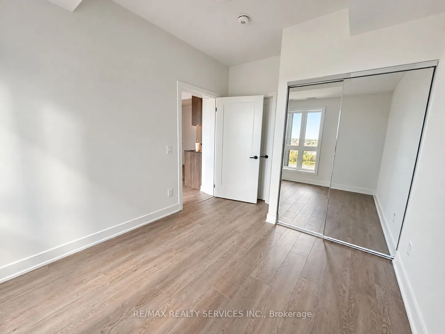 3008 William Cutmore Boulevard #615