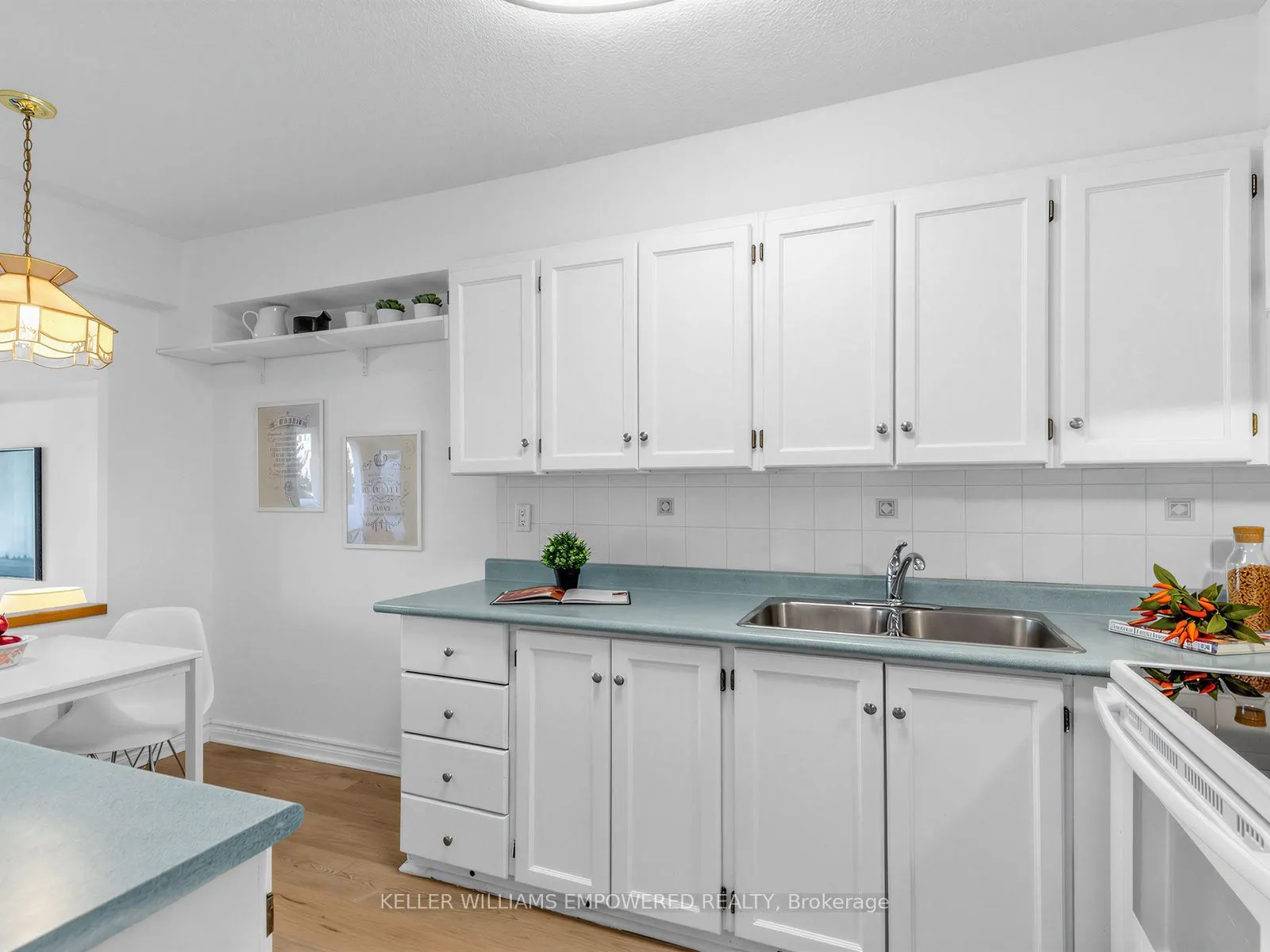 250 Scarlett Road #504