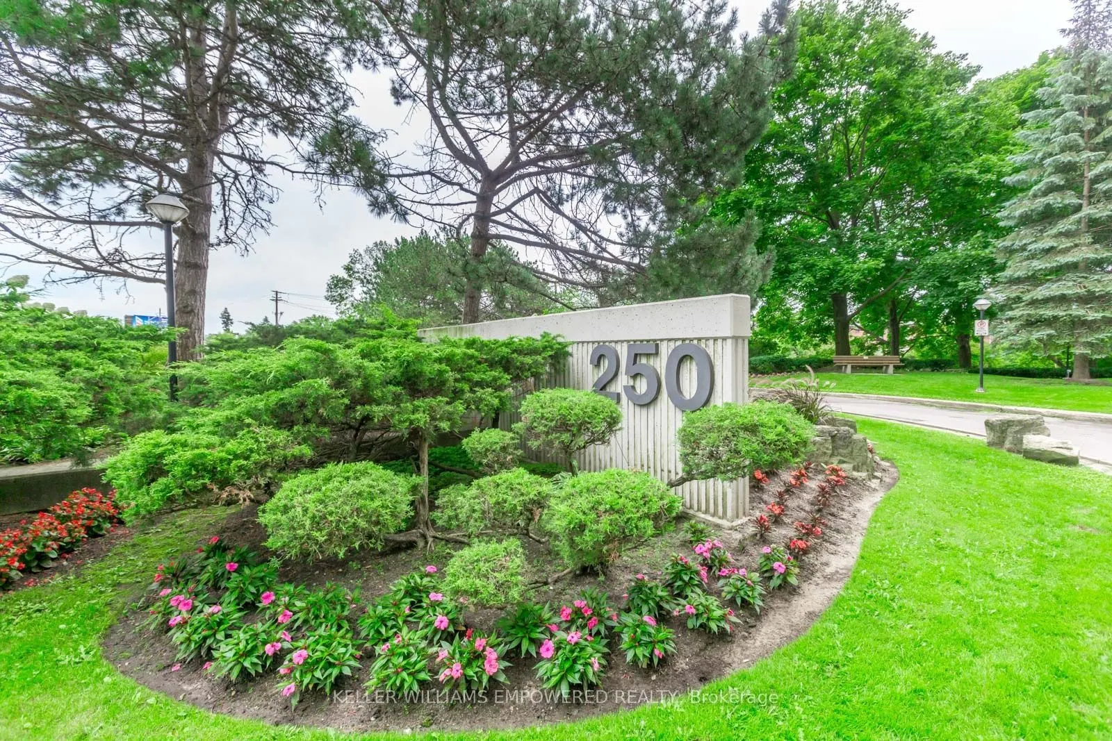 250 Scarlett Road #504