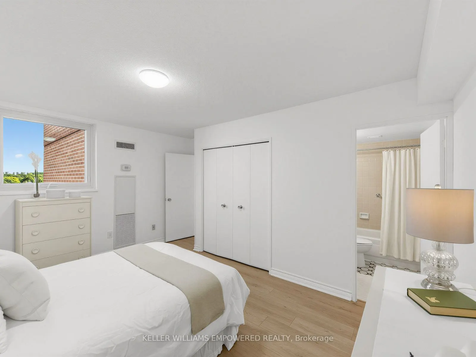 250 Scarlett Road #504