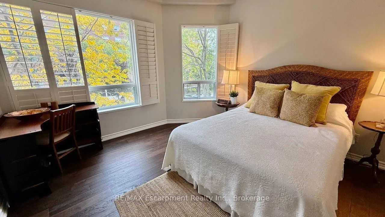 5188 Lakeshore Road #310