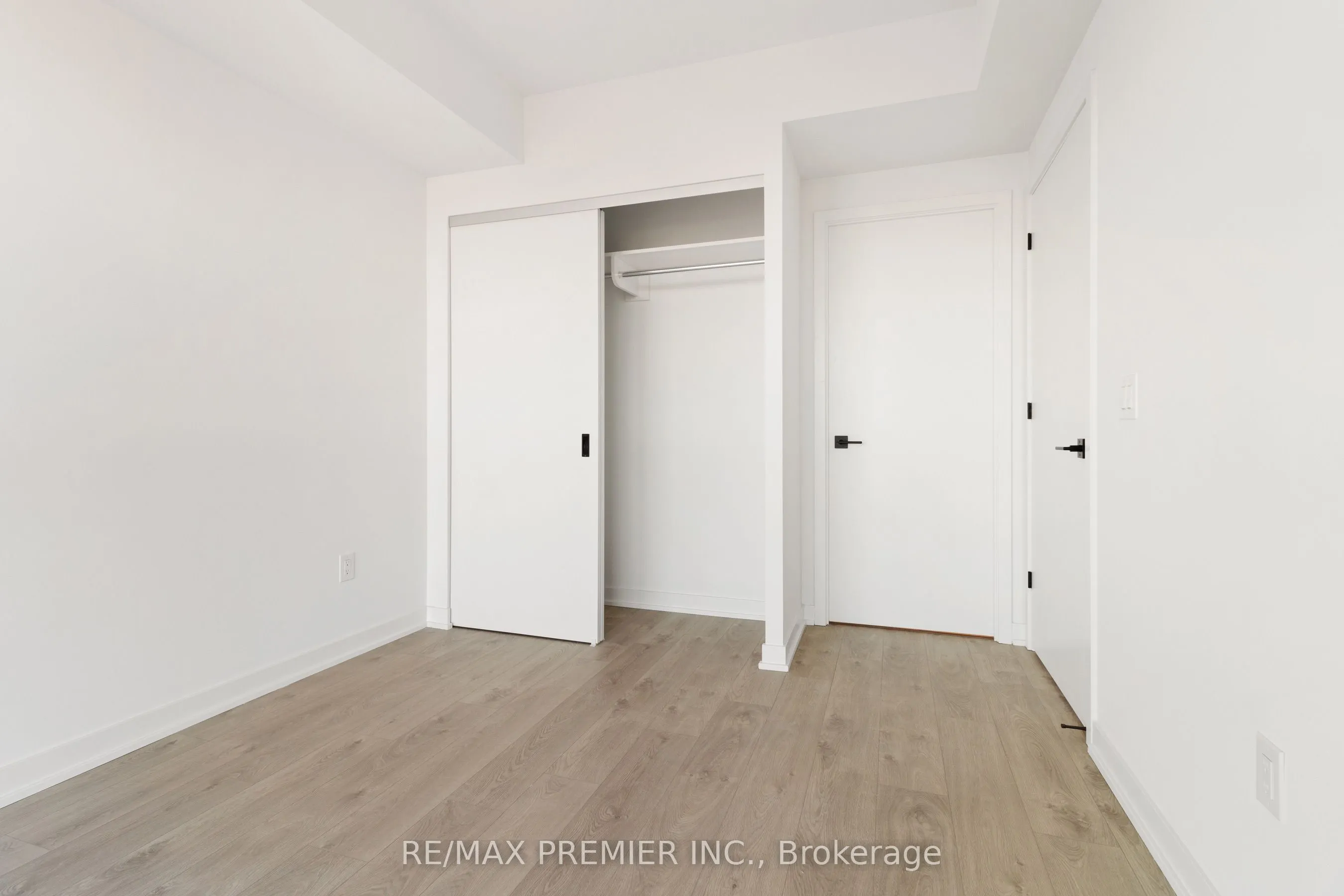 36 Zorra Street #1007