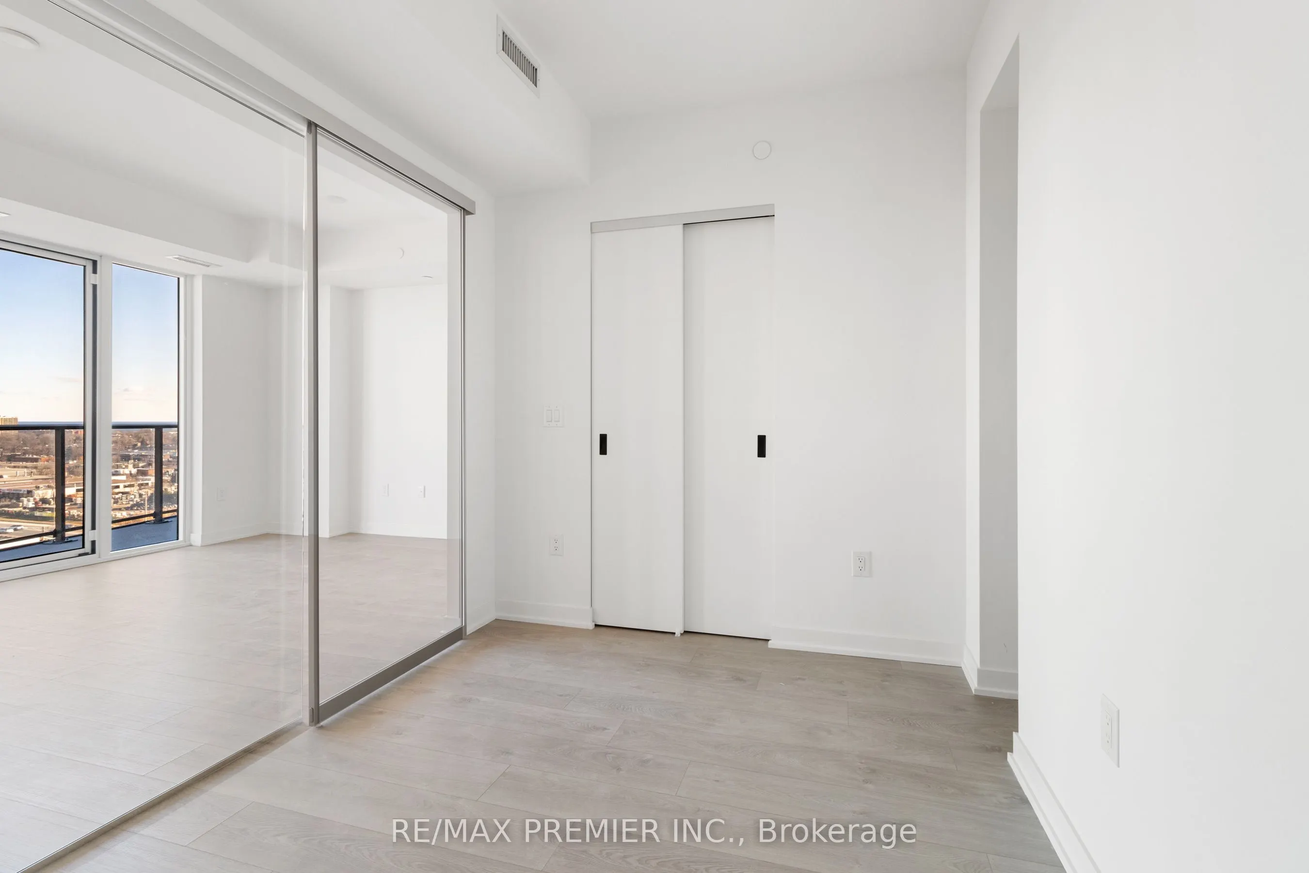 36 Zorra Street #1007