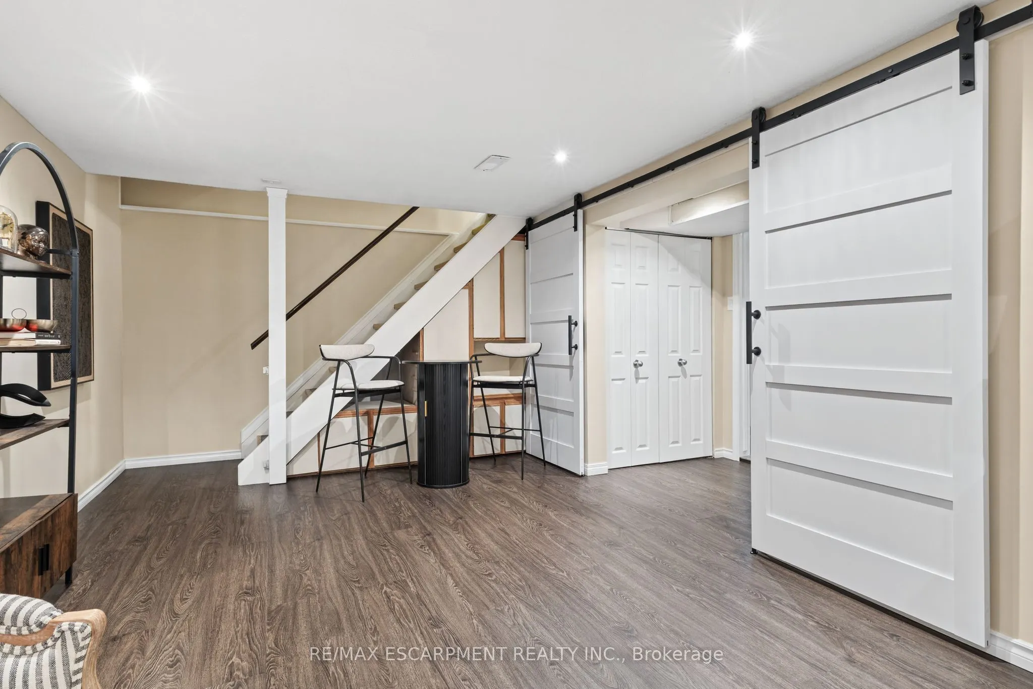 609 Cherrywood Drive
