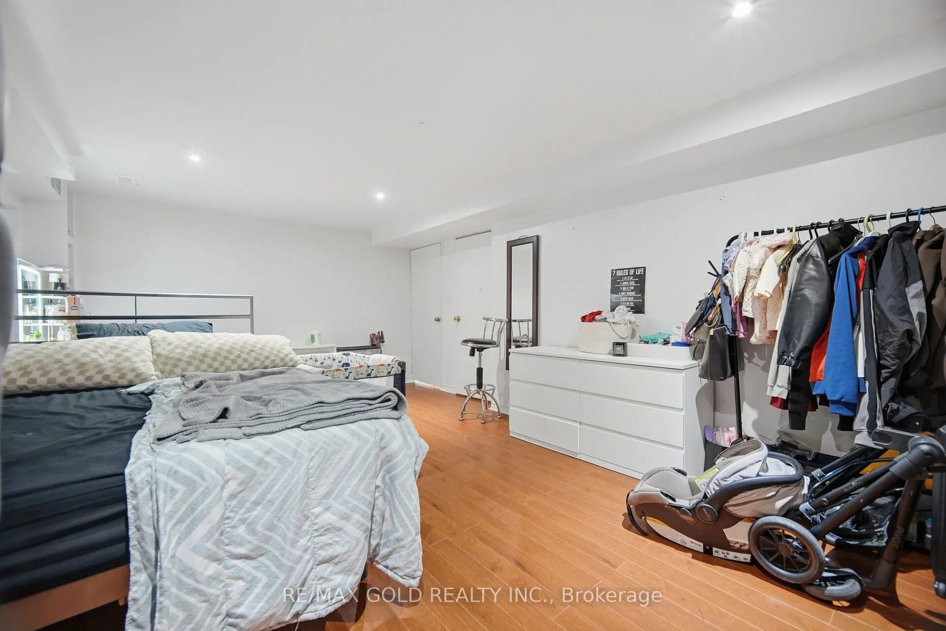 83 Clarion Road