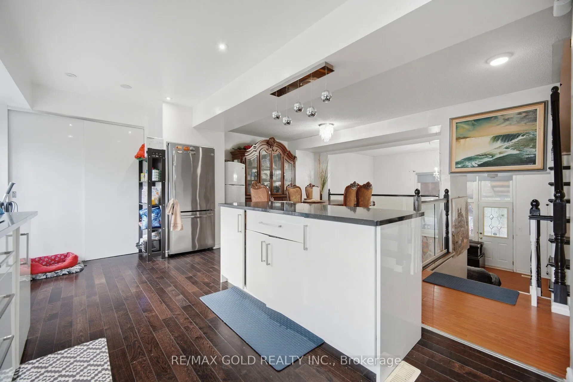 83 Clarion Road