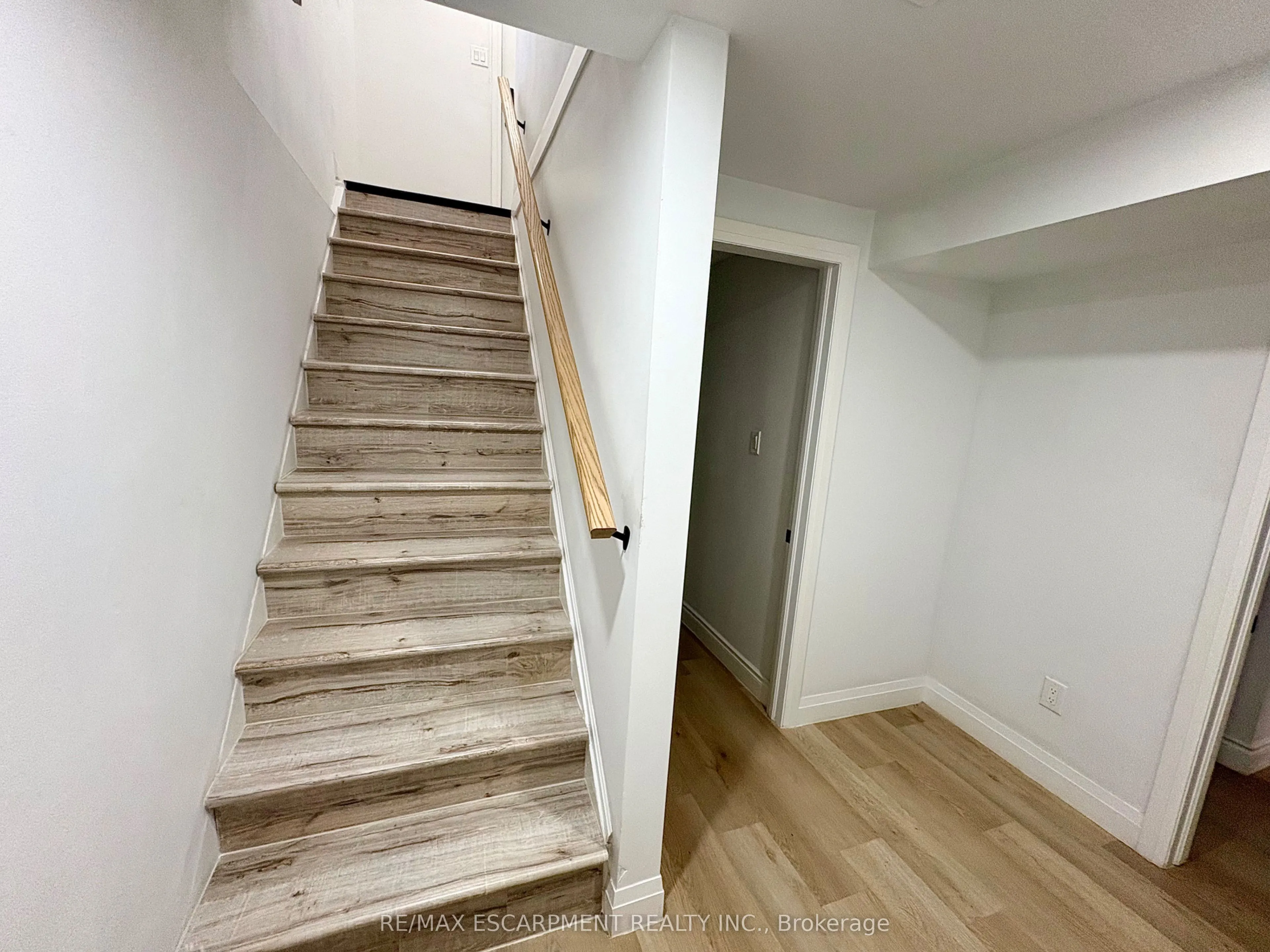 292 Woodward Avenue #Lower