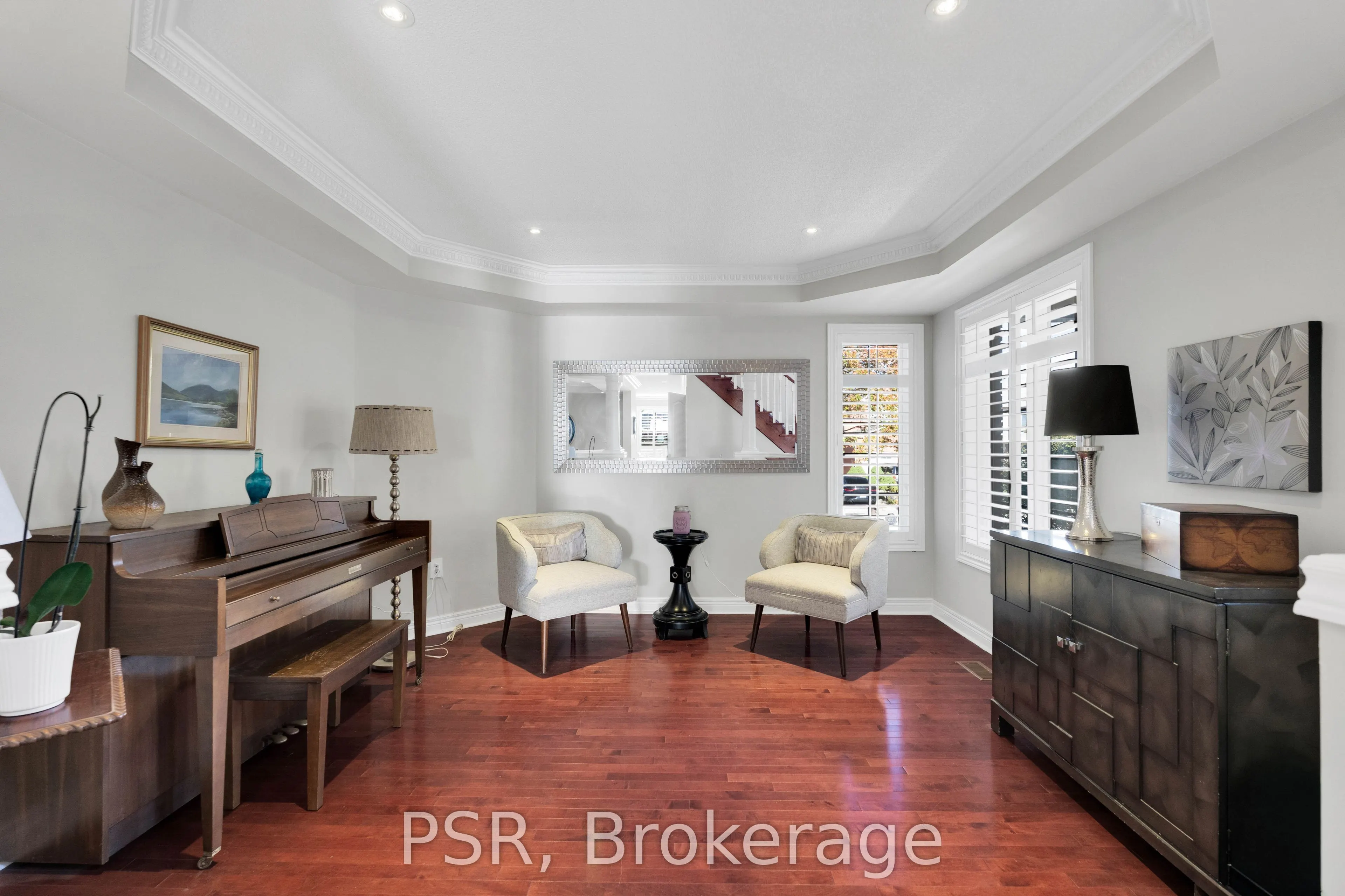 10 Baccarat Crescent