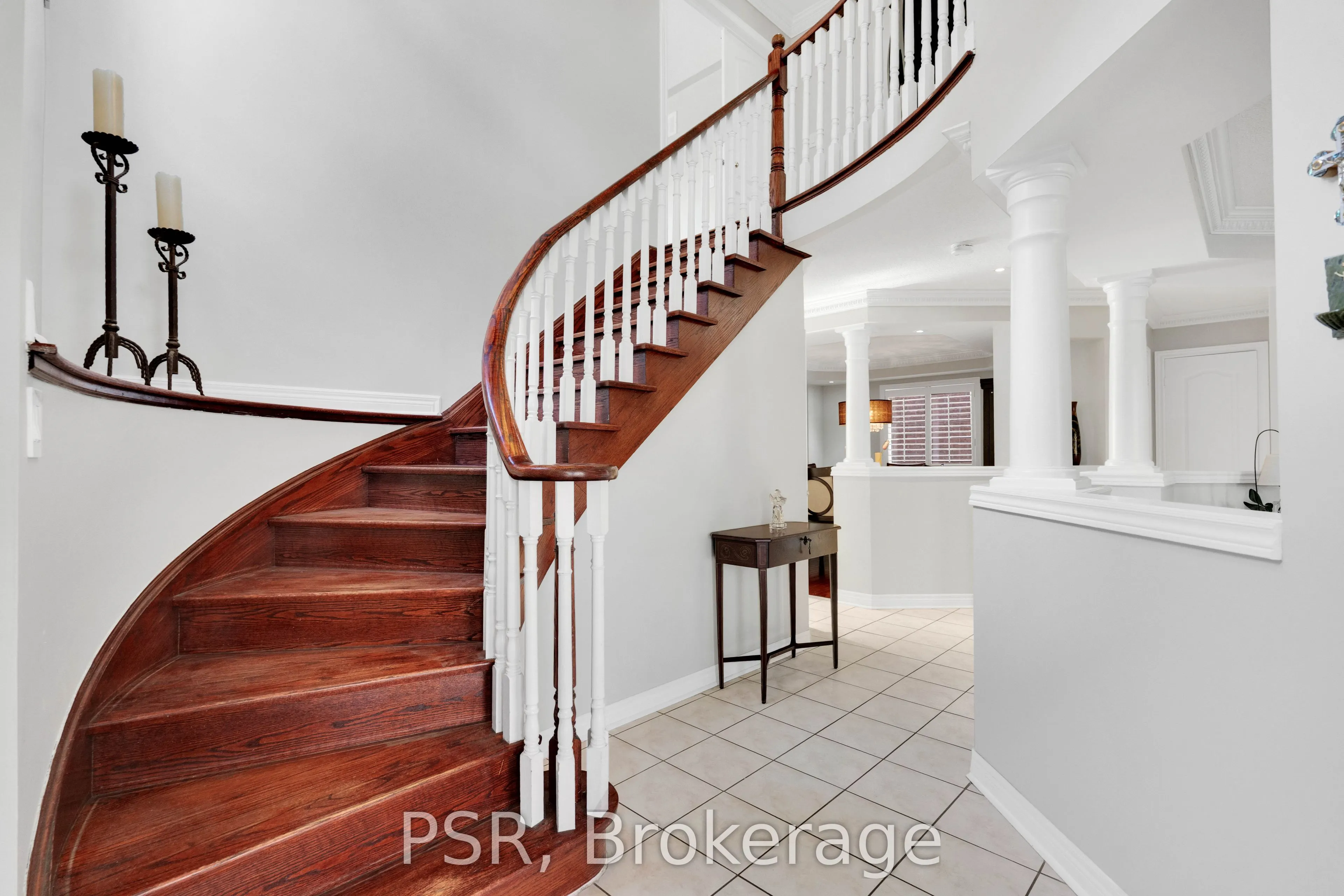 10 Baccarat Crescent