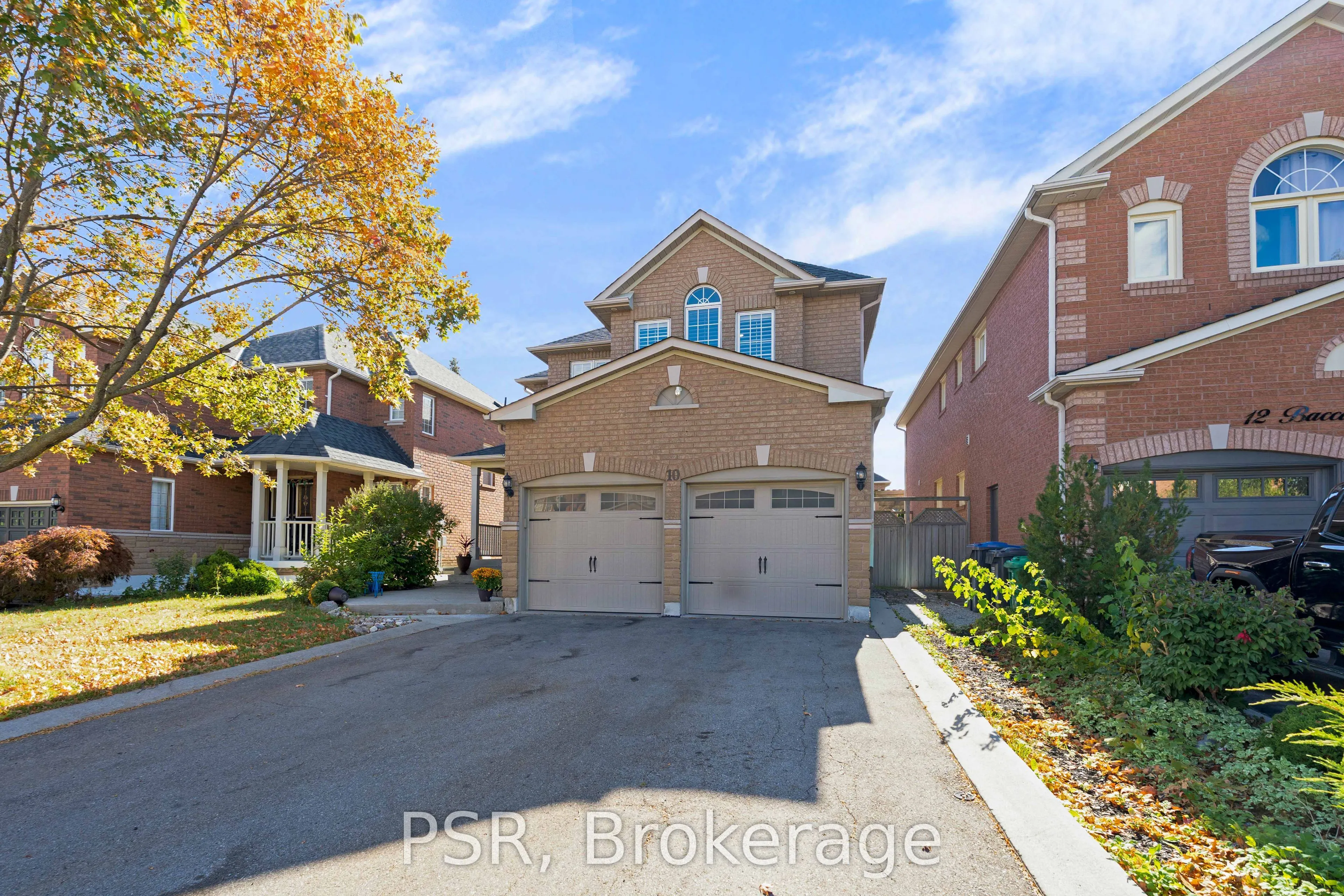 10 Baccarat Crescent