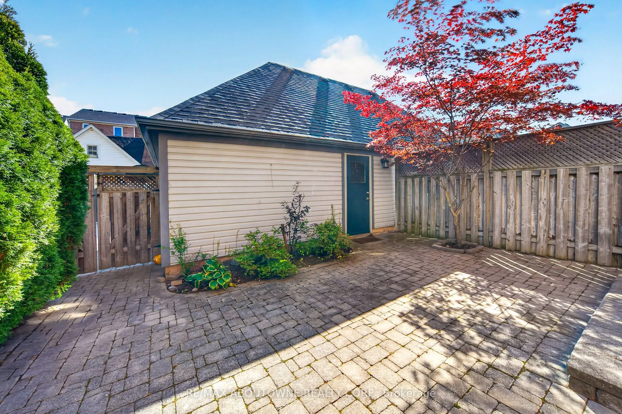 172 Roxton Road