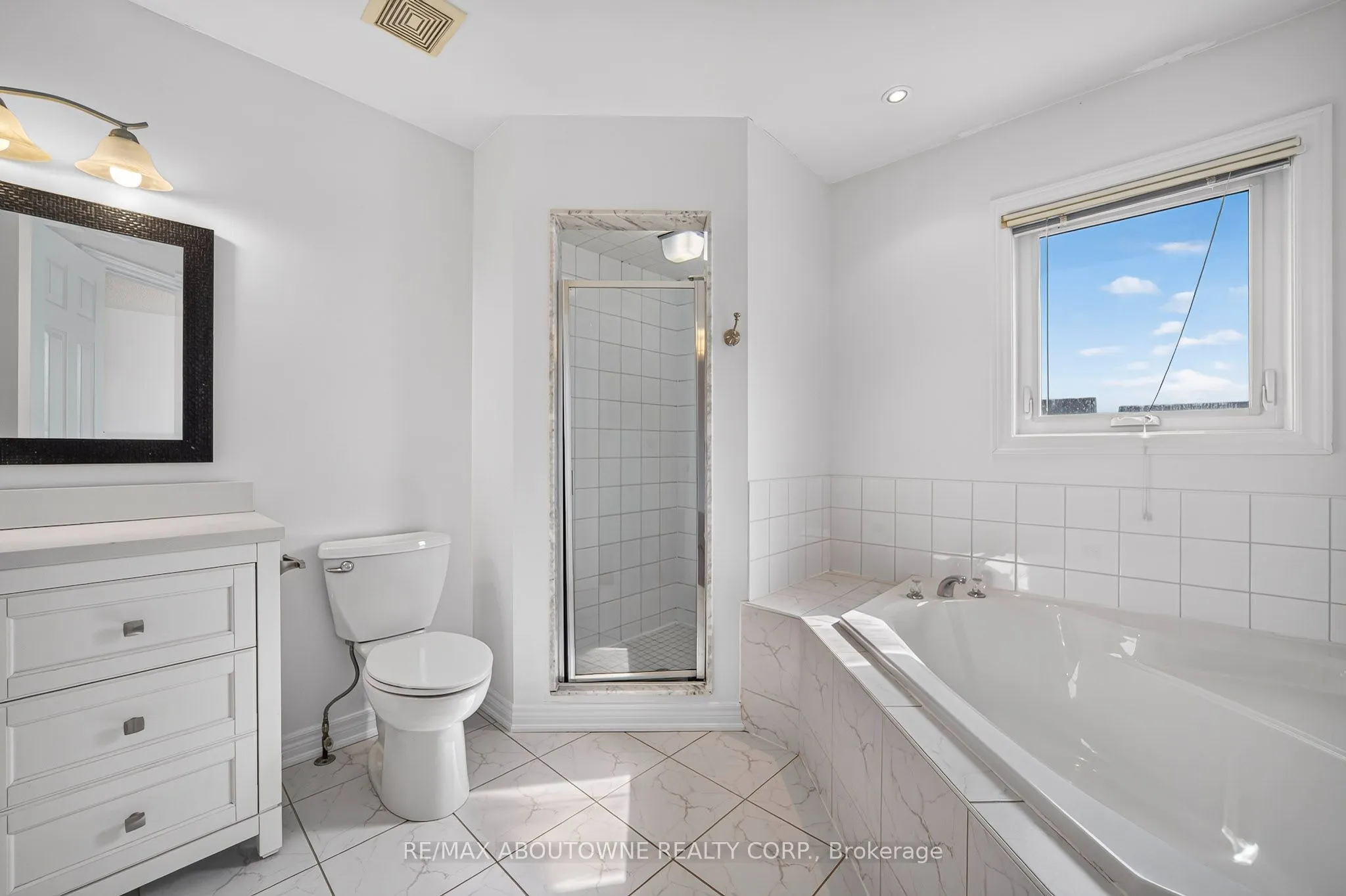 172 Roxton Road